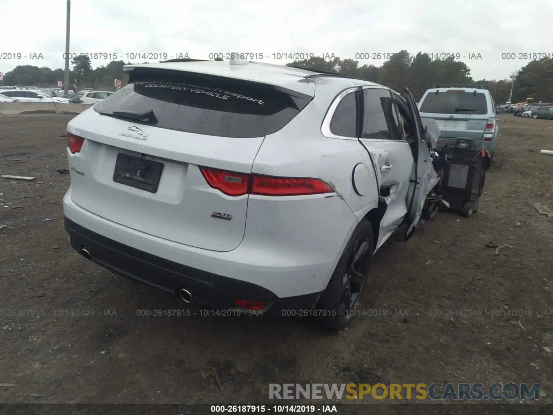 4 Фотография поврежденного автомобиля SADCK2GX1KA602400 JAGUAR F-PACE 2019