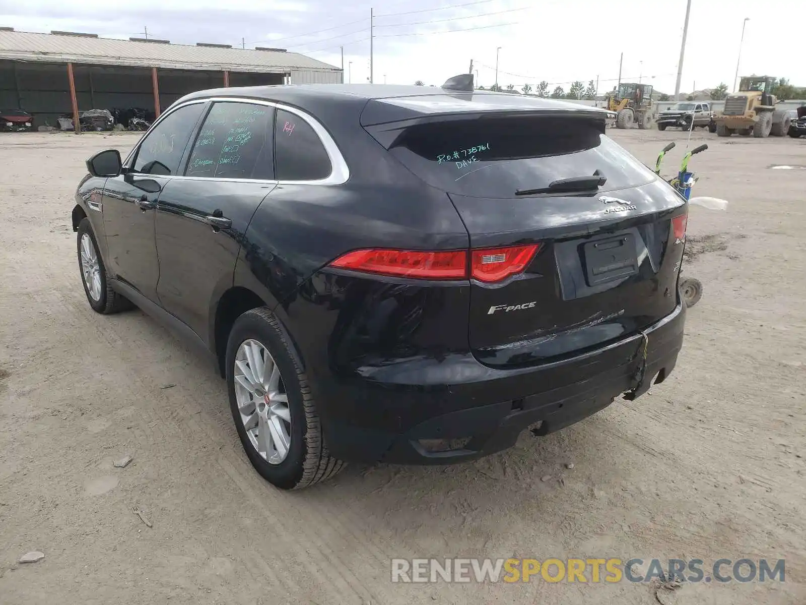 3 Фотография поврежденного автомобиля SADCK2GX2KA391319 JAGUAR F-PACE 2019