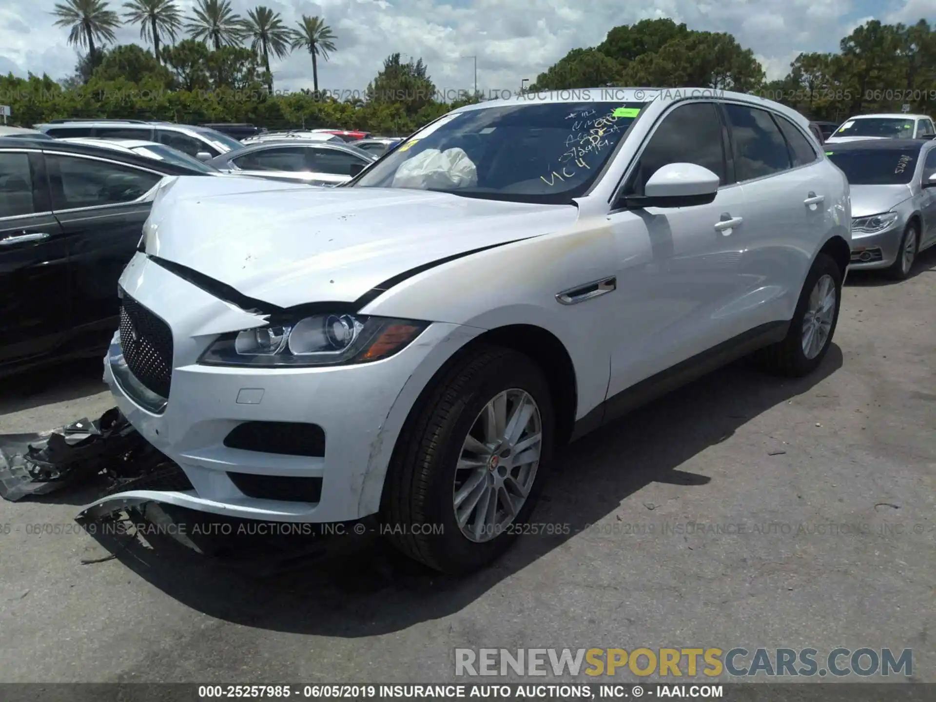 2 Photograph of a damaged car SADCK2GX2KA391420 JAGUAR F-PACE 2019