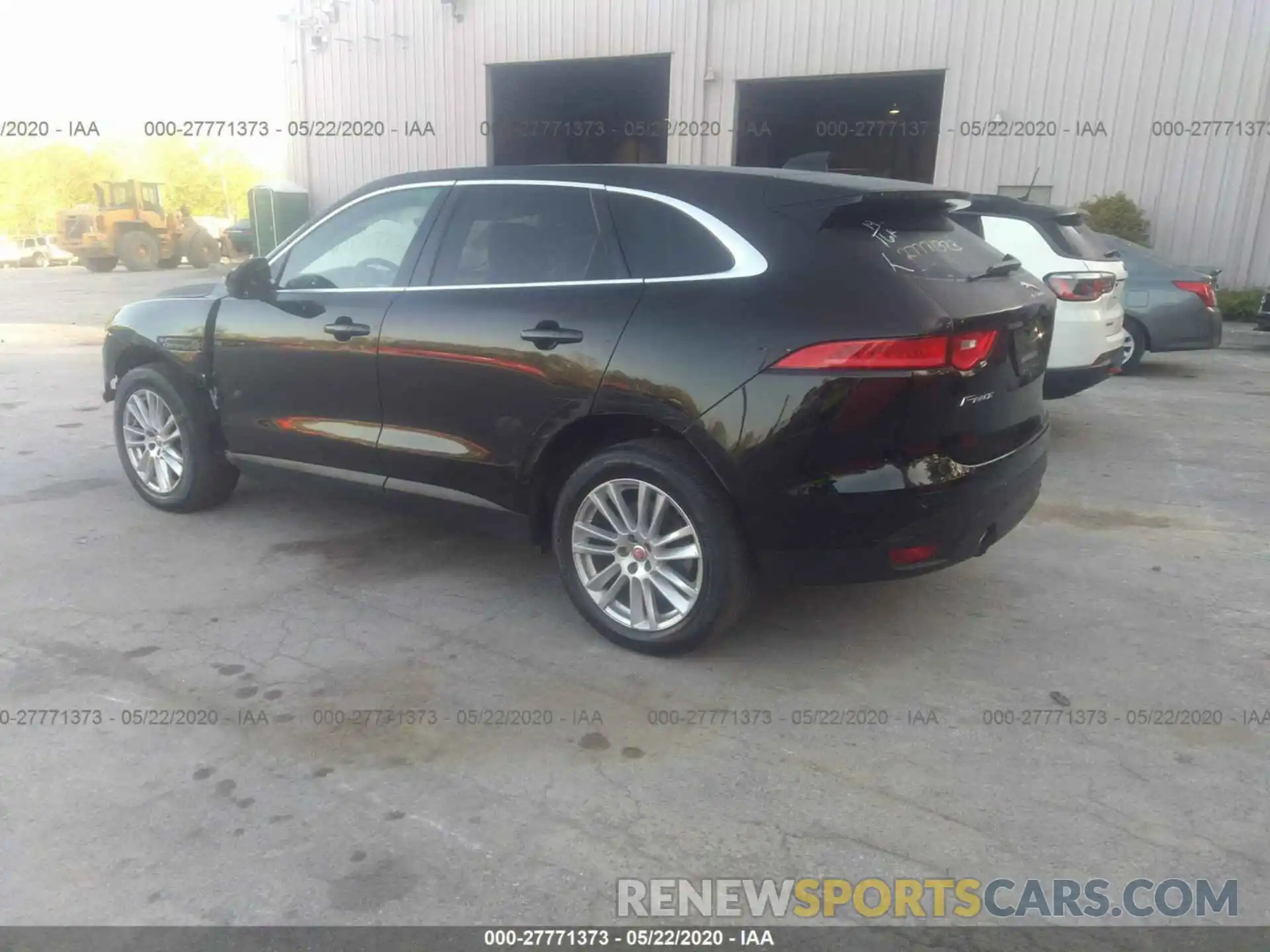 3 Фотография поврежденного автомобиля SADCK2GX4KA390379 JAGUAR F-PACE 2019