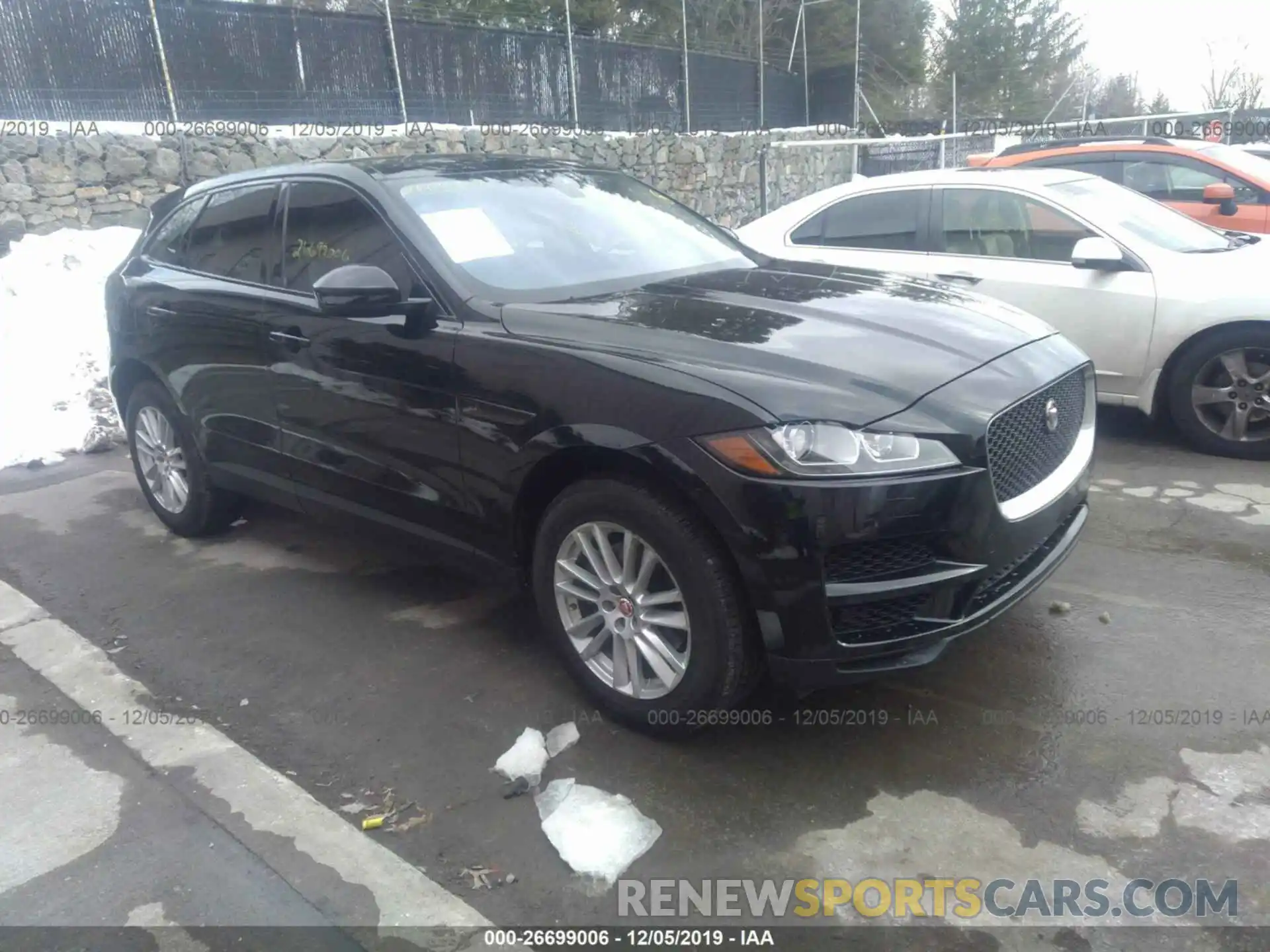 1 Photograph of a damaged car SADCK2GX4KA390558 JAGUAR F-PACE 2019