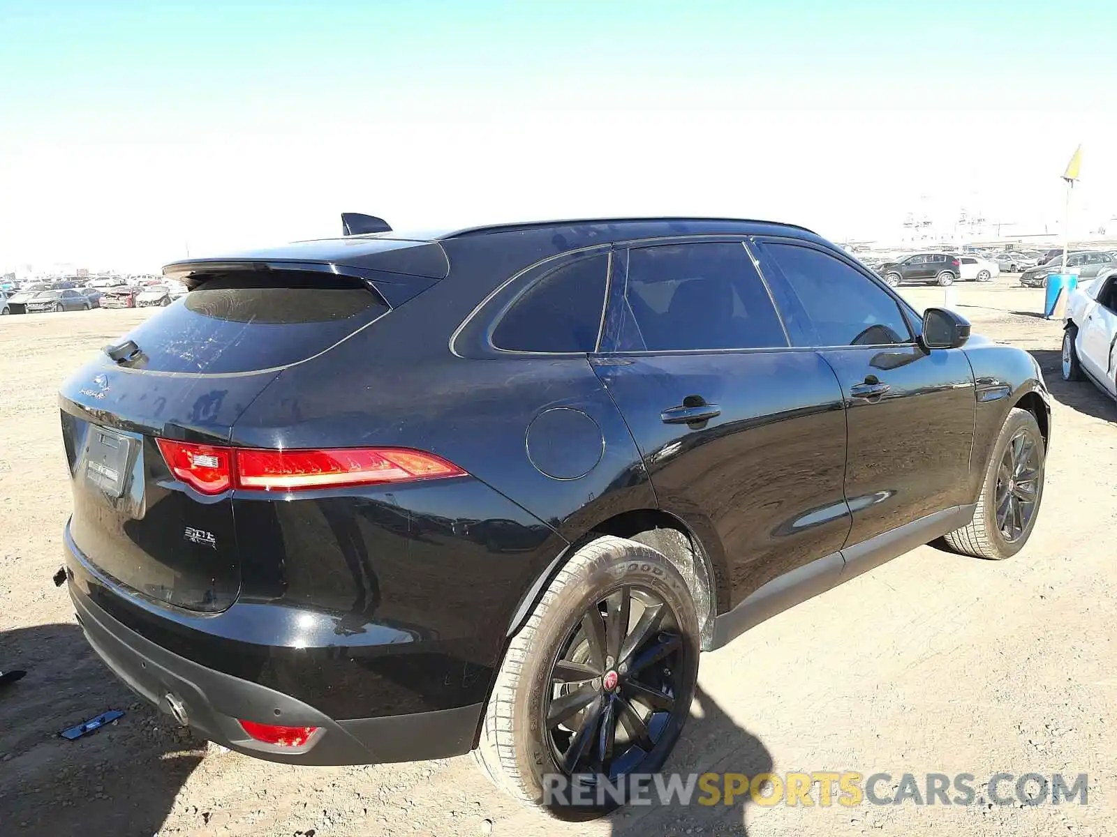 4 Фотография поврежденного автомобиля SADCK2GX5KA355110 JAGUAR F-PACE 2019