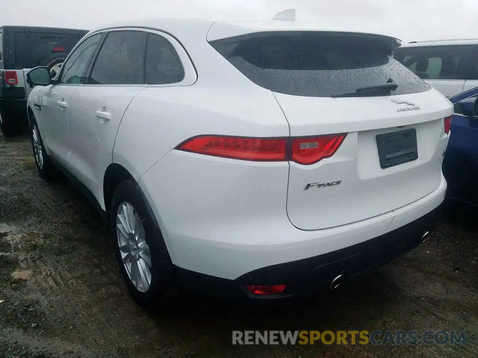 3 Фотография поврежденного автомобиля SADCK2GX6KA393283 JAGUAR F-PACE 2019