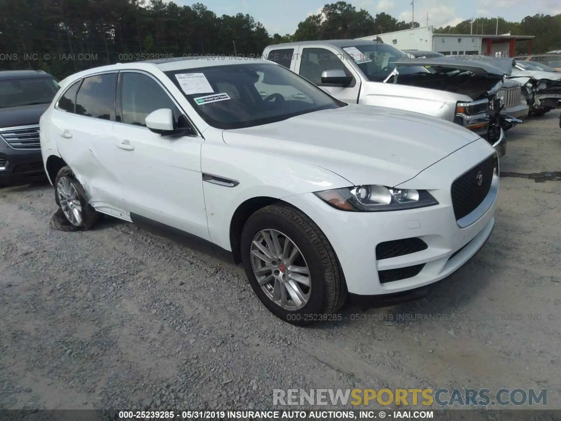 1 Photograph of a damaged car SADCK2GX7KA393065 JAGUAR F-PACE 2019