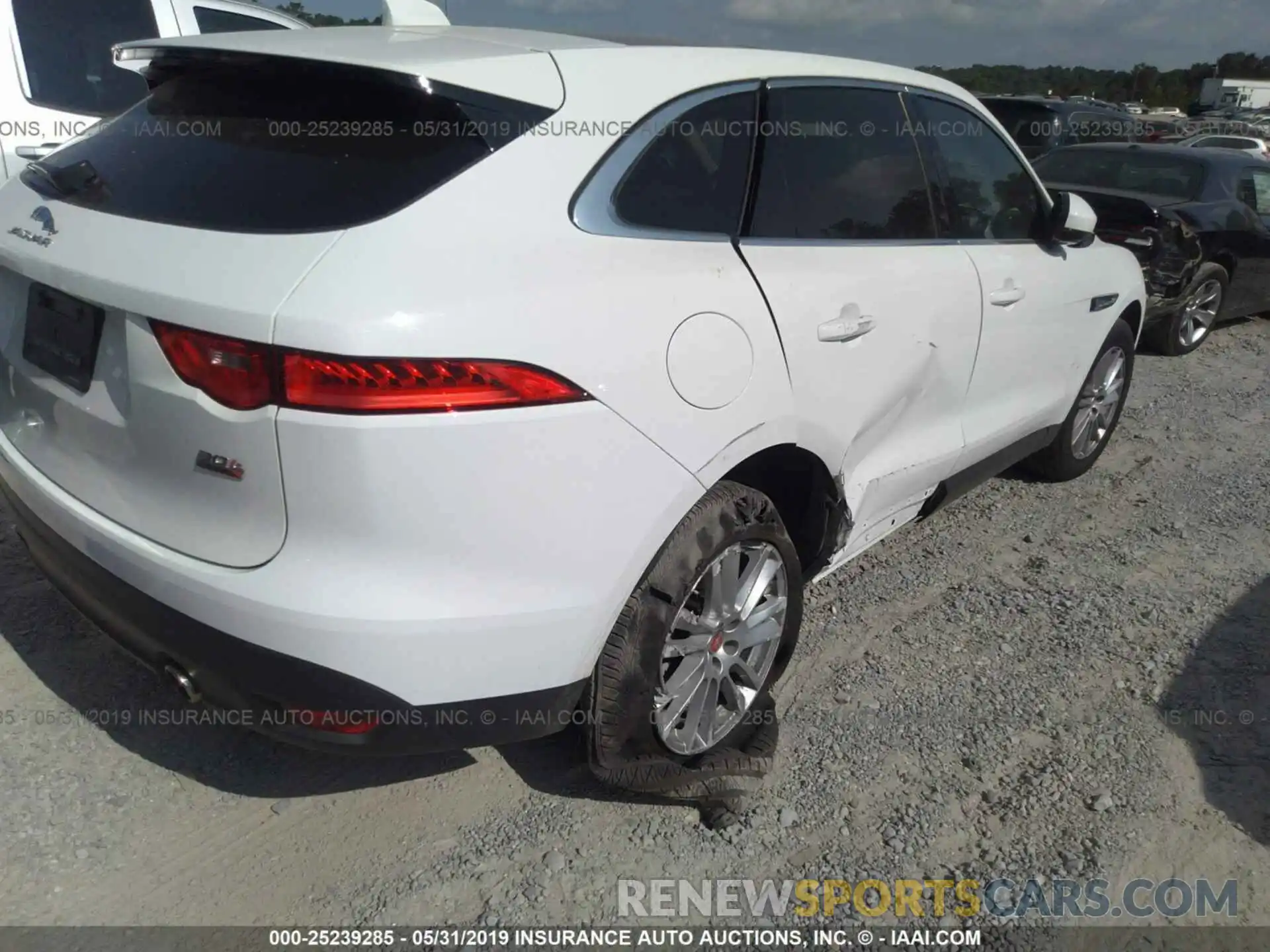 6 Фотография поврежденного автомобиля SADCK2GX7KA393065 JAGUAR F-PACE 2019