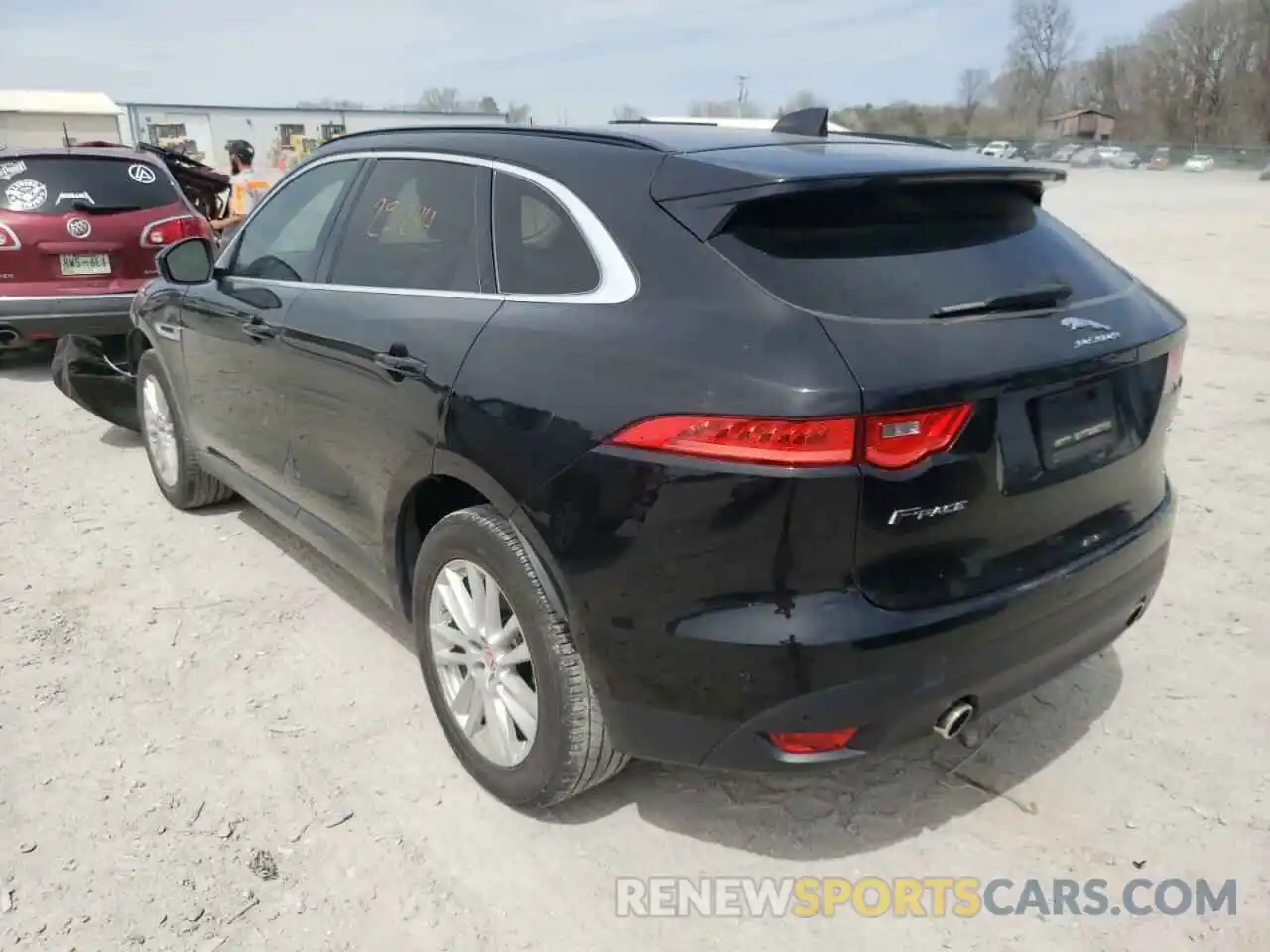 3 Photograph of a damaged car SADCK2GX8KA352959 JAGUAR F-PACE 2019