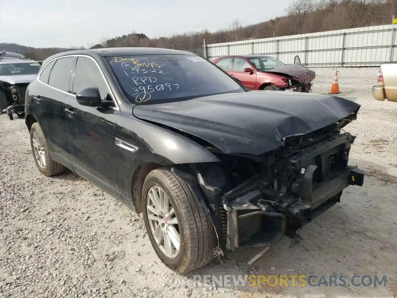 1 Photograph of a damaged car SADCK2GX8KA395097 JAGUAR F-PACE 2019