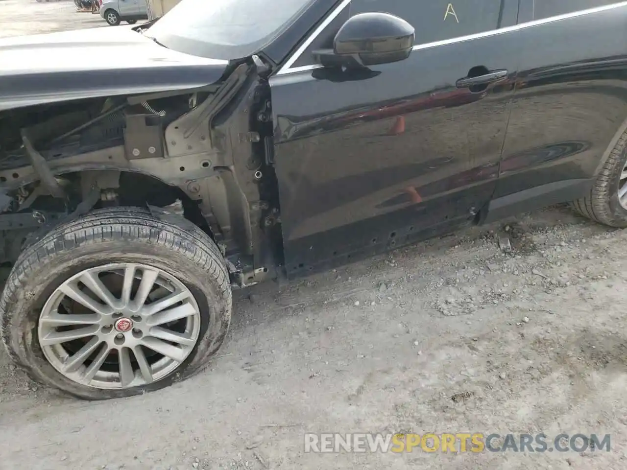 10 Photograph of a damaged car SADCK2GX8KA395097 JAGUAR F-PACE 2019