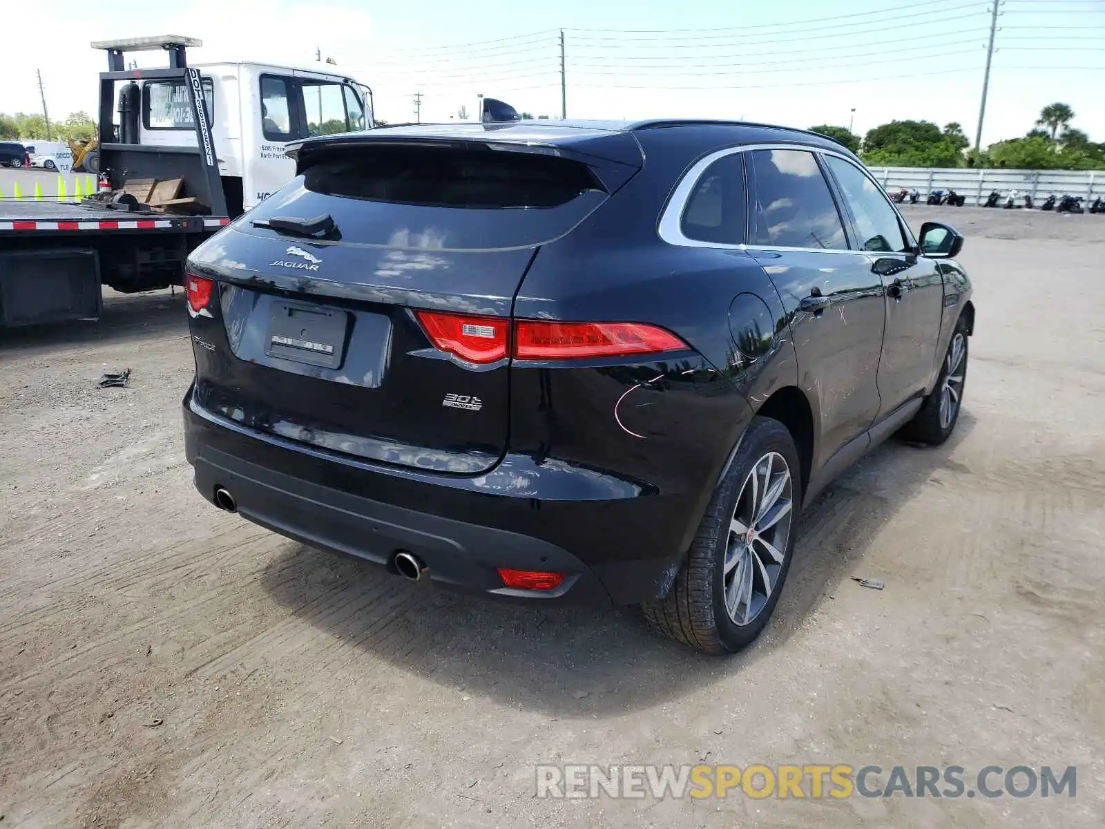 4 Фотография поврежденного автомобиля SADCK2GX8KA398422 JAGUAR F-PACE 2019