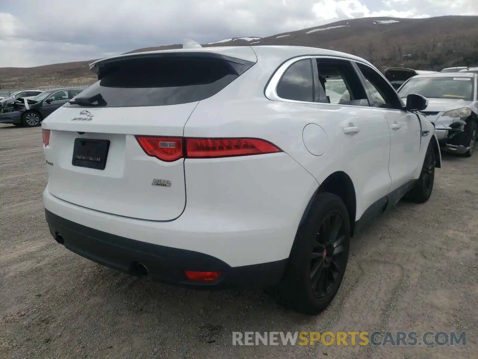 4 Фотография поврежденного автомобиля SADCK2GX9KA395240 JAGUAR F-PACE 2019