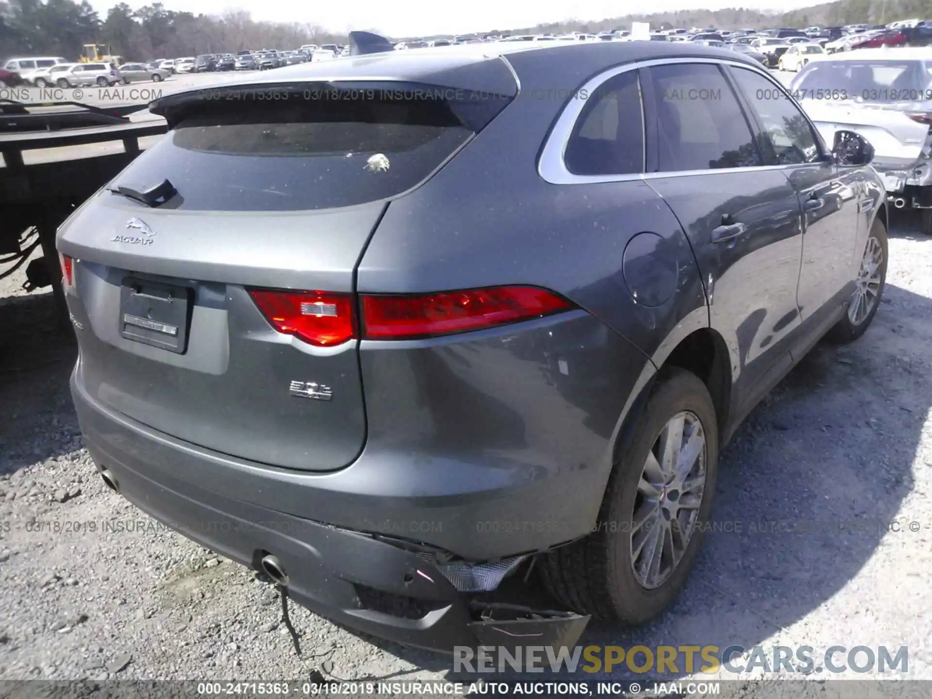 4 Photograph of a damaged car SADCK2GXXKA392525 JAGUAR F-PACE 2019