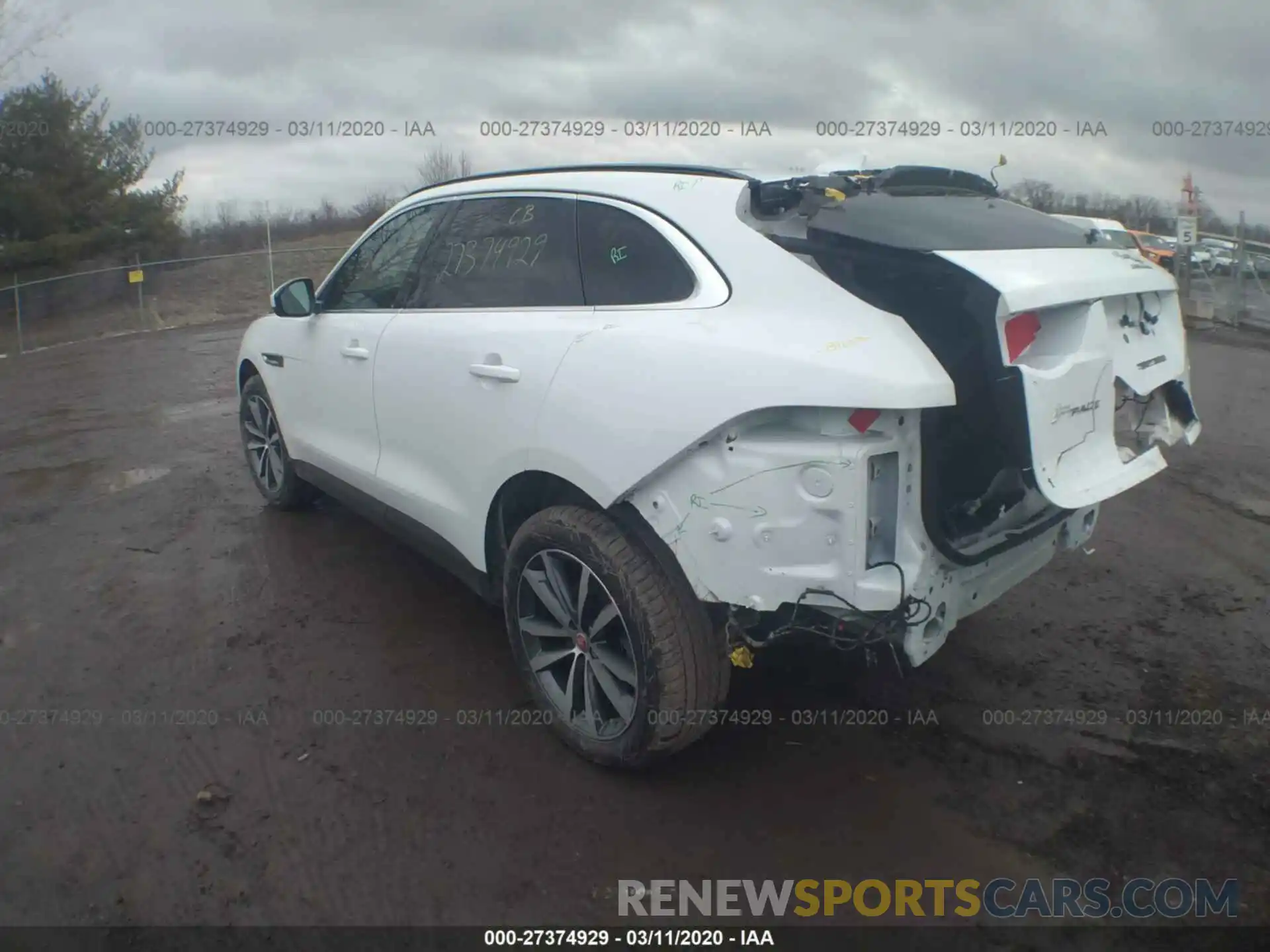 3 Photograph of a damaged car SADCK2GXXKA399703 JAGUAR F-PACE 2019