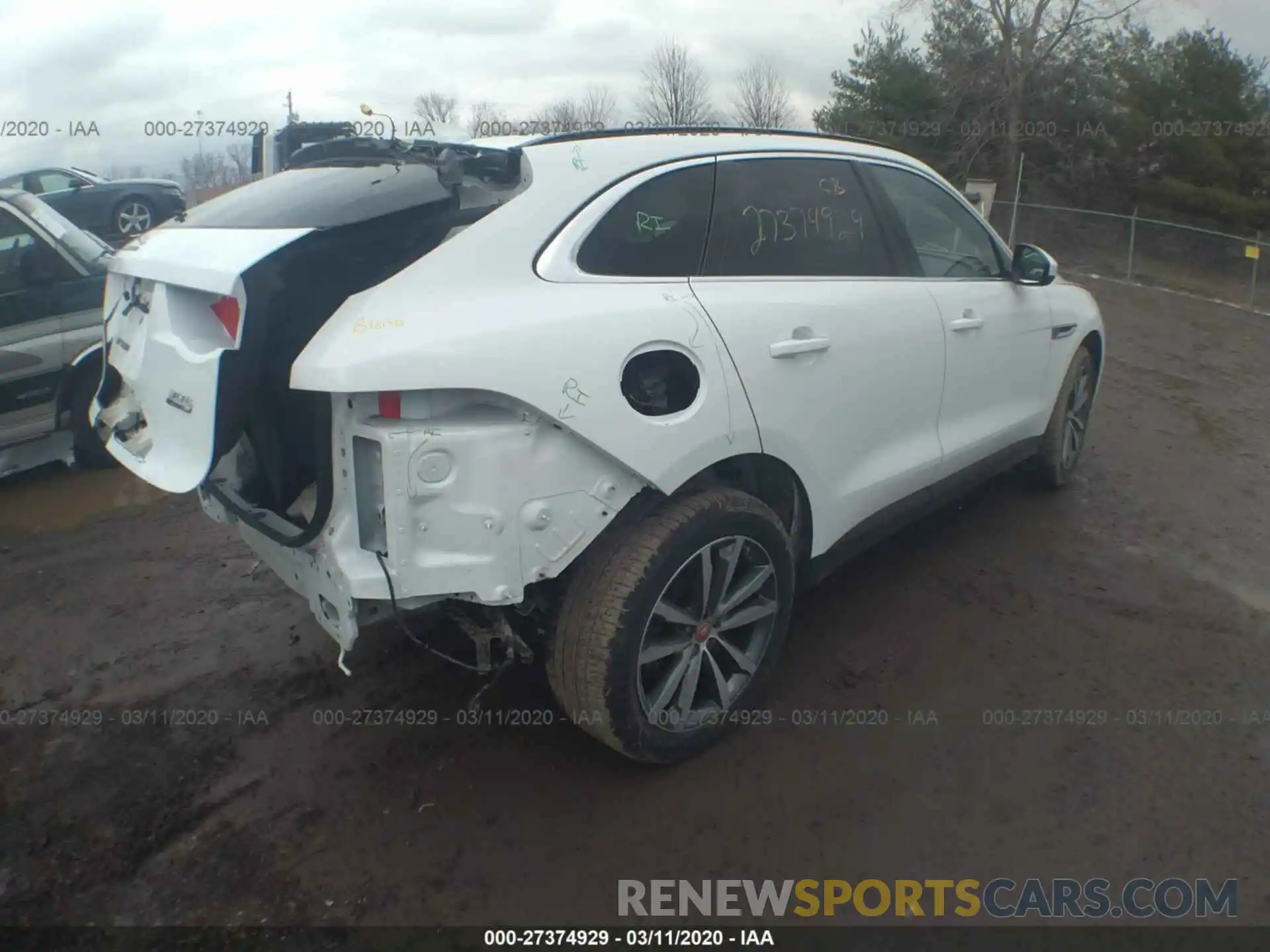 4 Photograph of a damaged car SADCK2GXXKA399703 JAGUAR F-PACE 2019