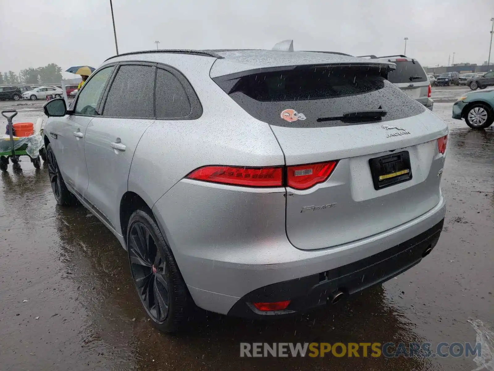 3 Photograph of a damaged car SADCL2FX7KA365085 JAGUAR F-PACE 2019