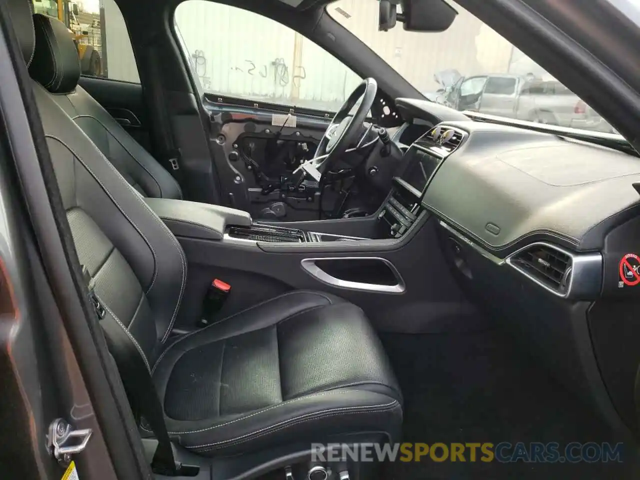 5 Photograph of a damaged car SADCL2FX9KA366187 JAGUAR F-PACE 2019