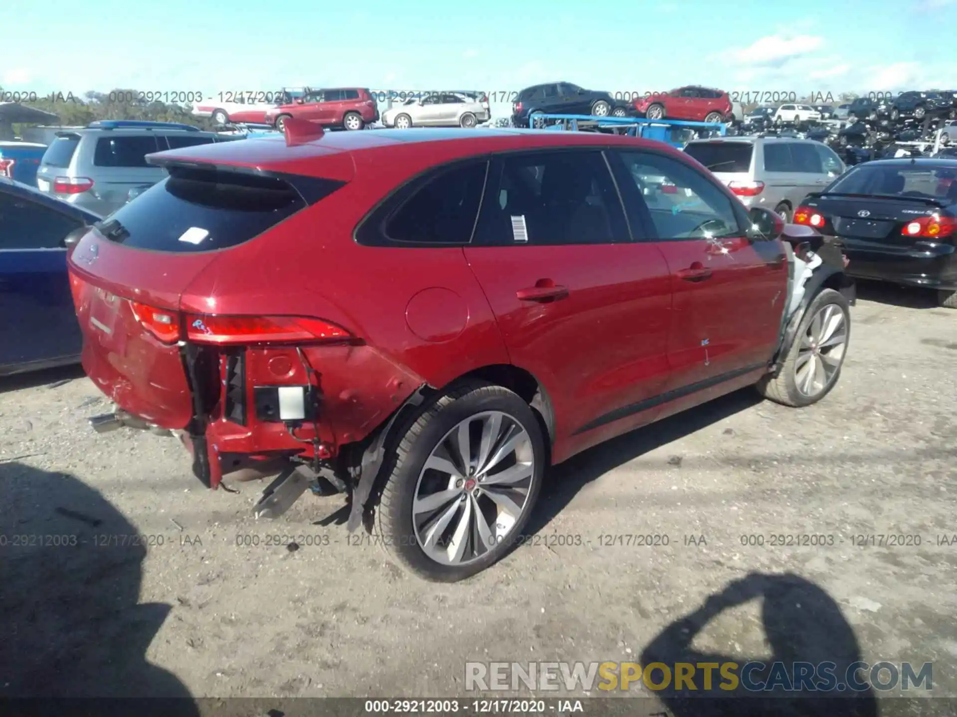 4 Фотография поврежденного автомобиля SADCL2FX9KA368120 JAGUAR F-PACE 2019