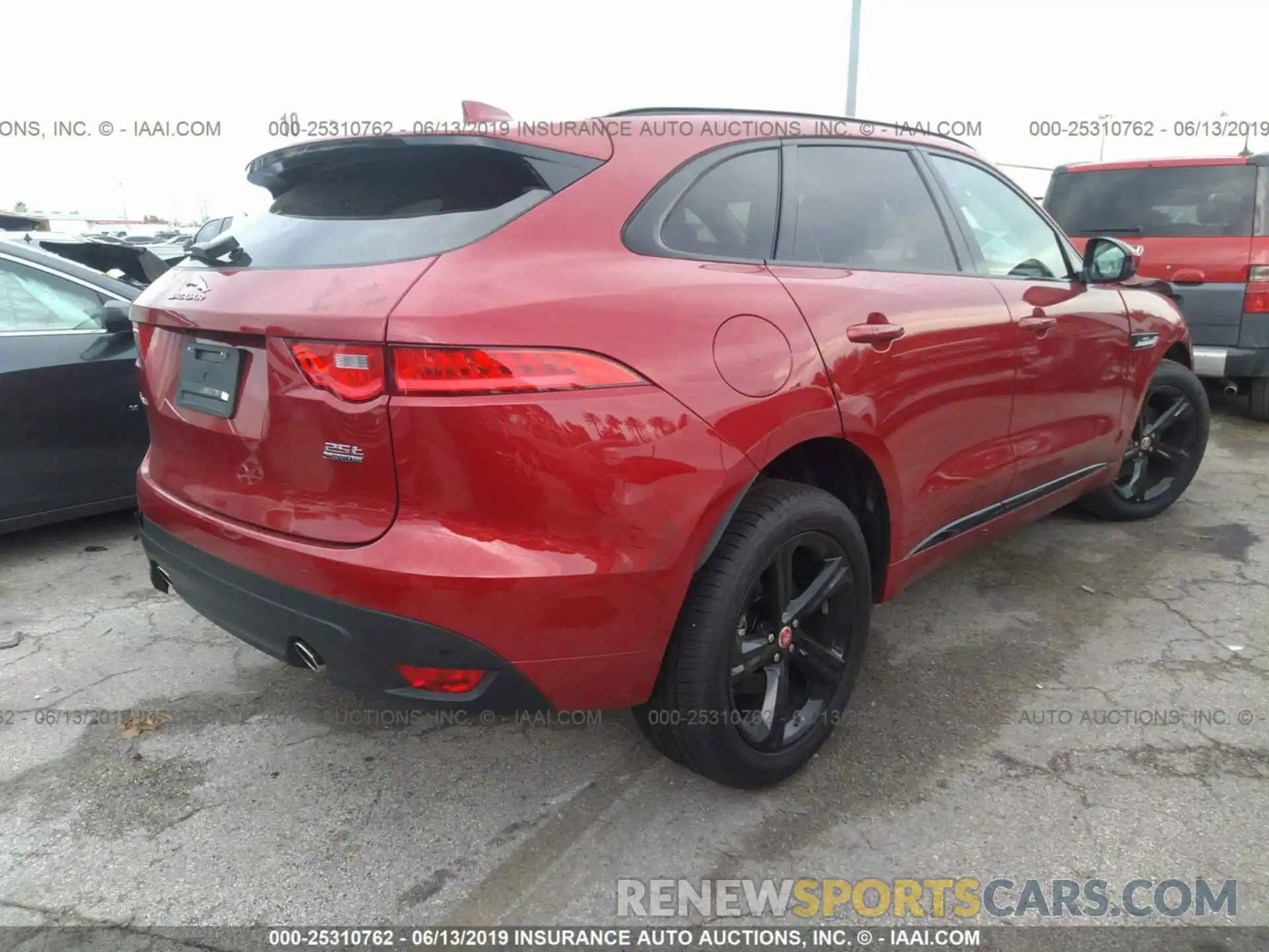 4 Фотография поврежденного автомобиля SADCL2FX9KA397536 JAGUAR F-PACE 2019