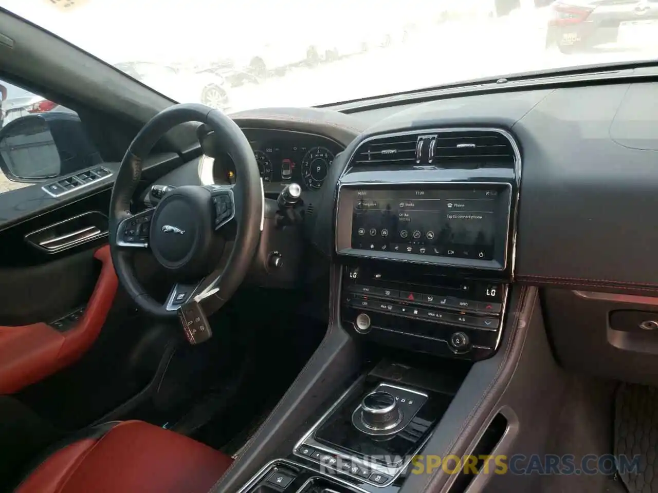 9 Фотография поврежденного автомобиля SADCL2FX9KA397620 JAGUAR F-PACE 2019