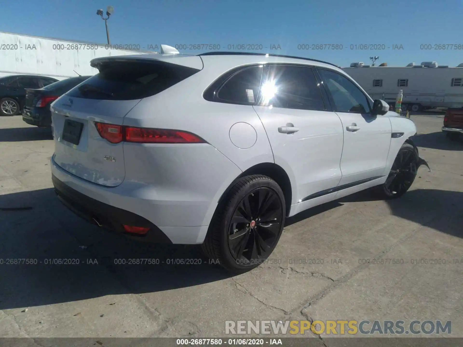 4 Фотография поврежденного автомобиля SADCL2FXXKA362326 JAGUAR F-PACE 2019