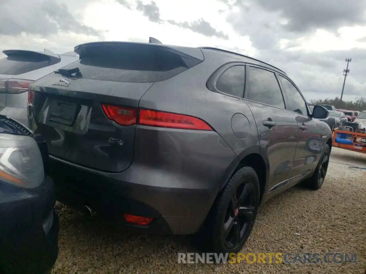 4 Фотография поврежденного автомобиля SADCL2FXXKA397495 JAGUAR F-PACE 2019