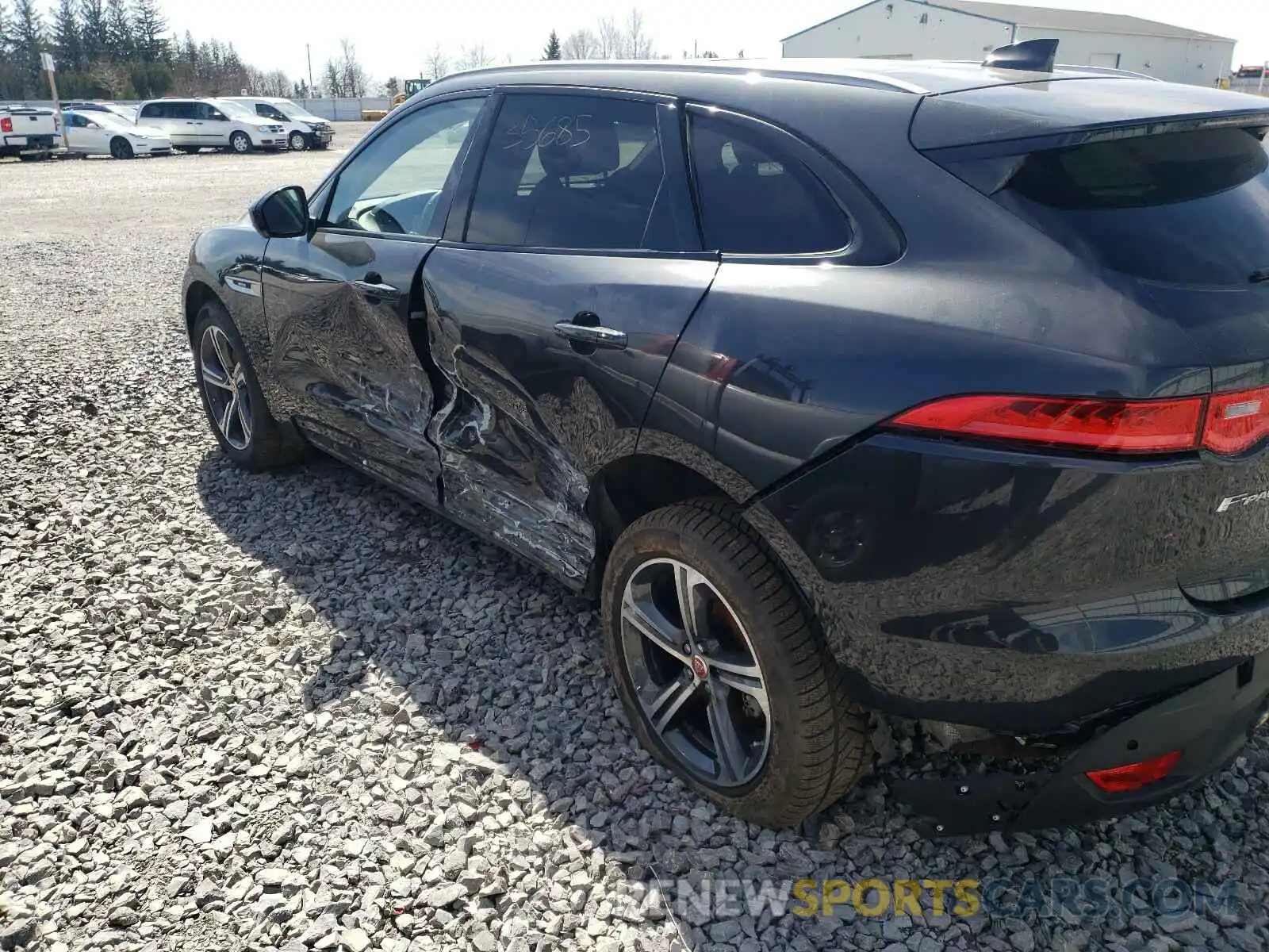 9 Фотография поврежденного автомобиля SADCL2GX0KA352659 JAGUAR F-PACE 2019