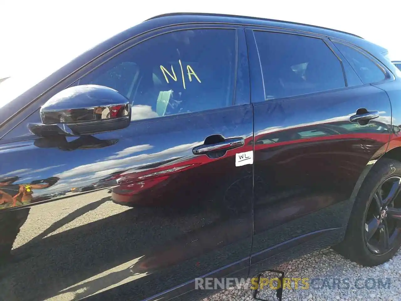 9 Photograph of a damaged car SADCL2GX1KA354629 JAGUAR F-PACE 2019