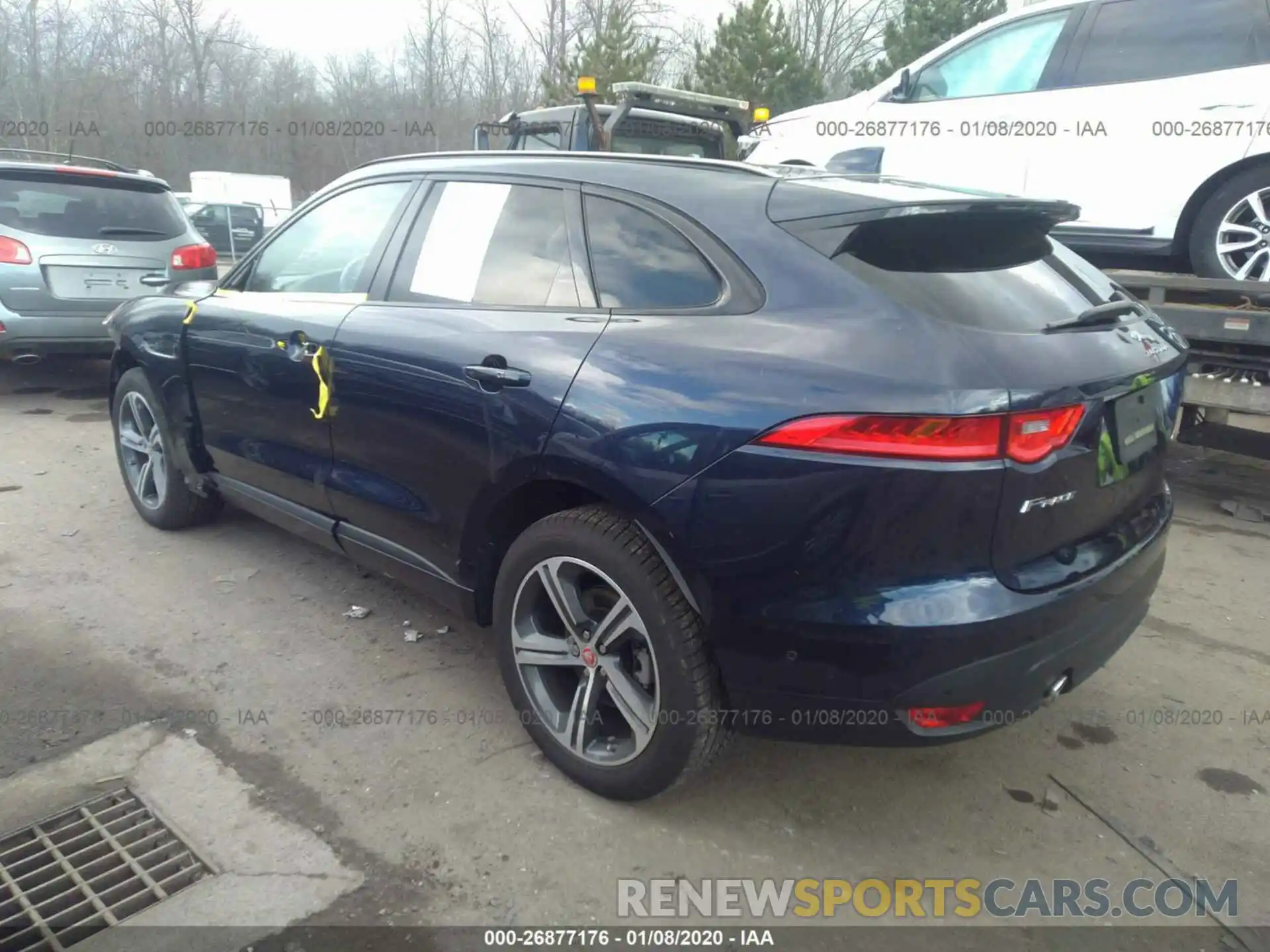 3 Фотография поврежденного автомобиля SADCL2GX3KA353837 JAGUAR F-PACE 2019