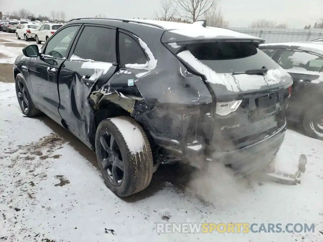 3 Photograph of a damaged car SADCL2GX3KA399684 JAGUAR F-PACE 2019