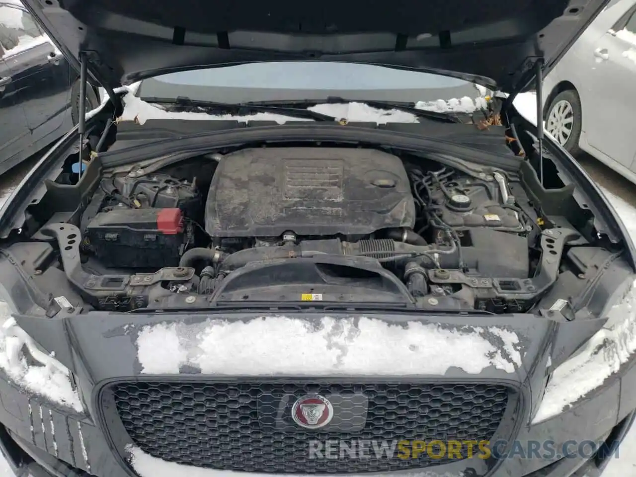 7 Photograph of a damaged car SADCL2GX3KA399684 JAGUAR F-PACE 2019