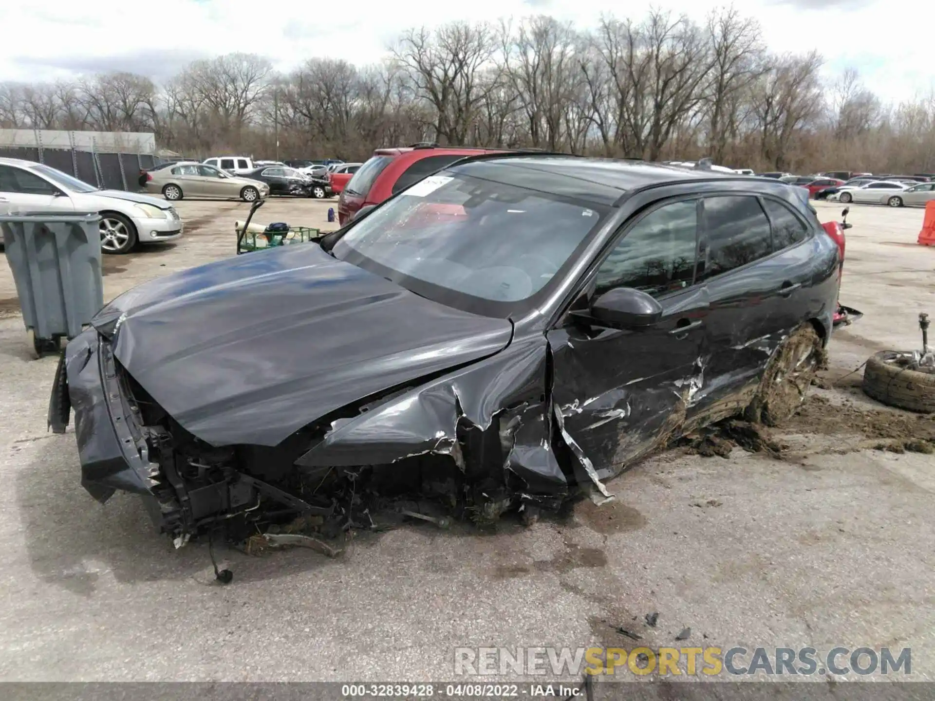 2 Photograph of a damaged car SADCL2GX4KA607524 JAGUAR F-PACE 2019