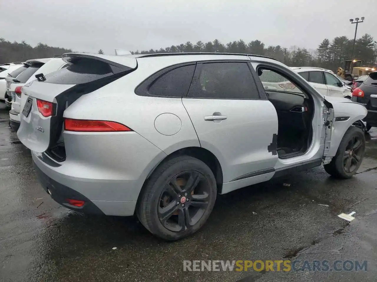 3 Фотография поврежденного автомобиля SADCL2GX6KA366646 JAGUAR F-PACE 2019