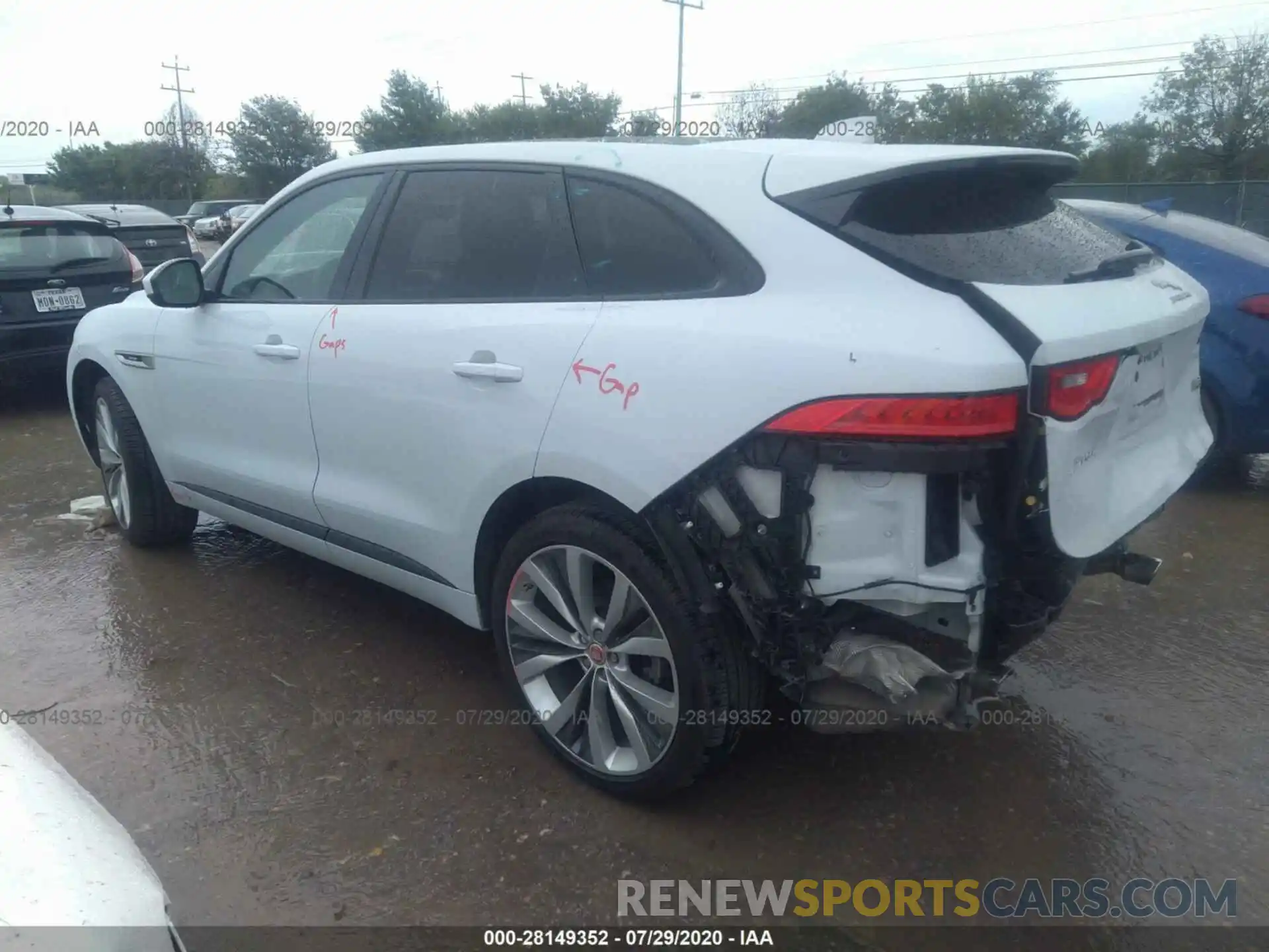 3 Фотография поврежденного автомобиля SADCL2GX9KA360498 JAGUAR F-PACE 2019