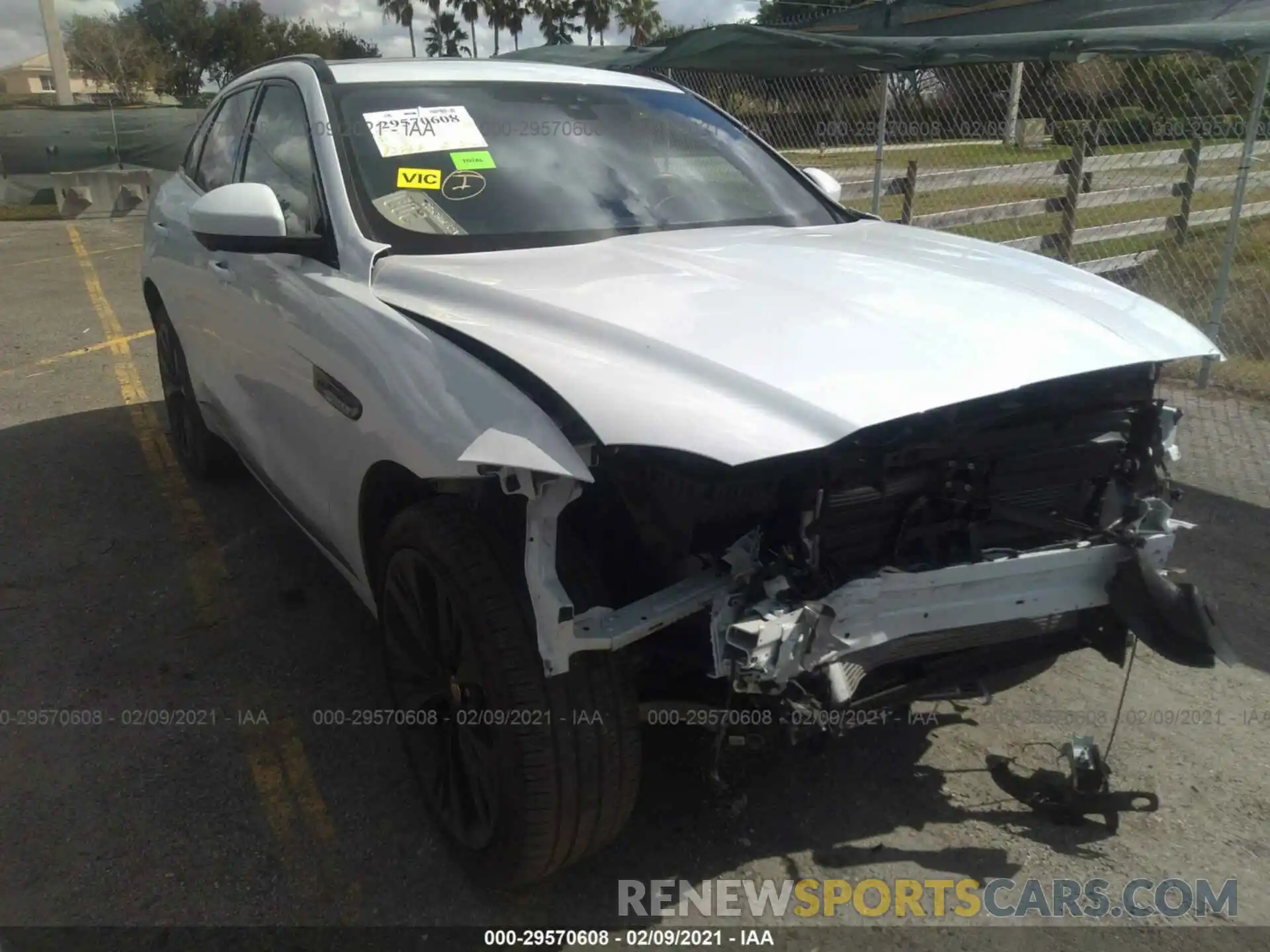 6 Photograph of a damaged car SADCM2FV0KA395590 JAGUAR F-PACE 2019