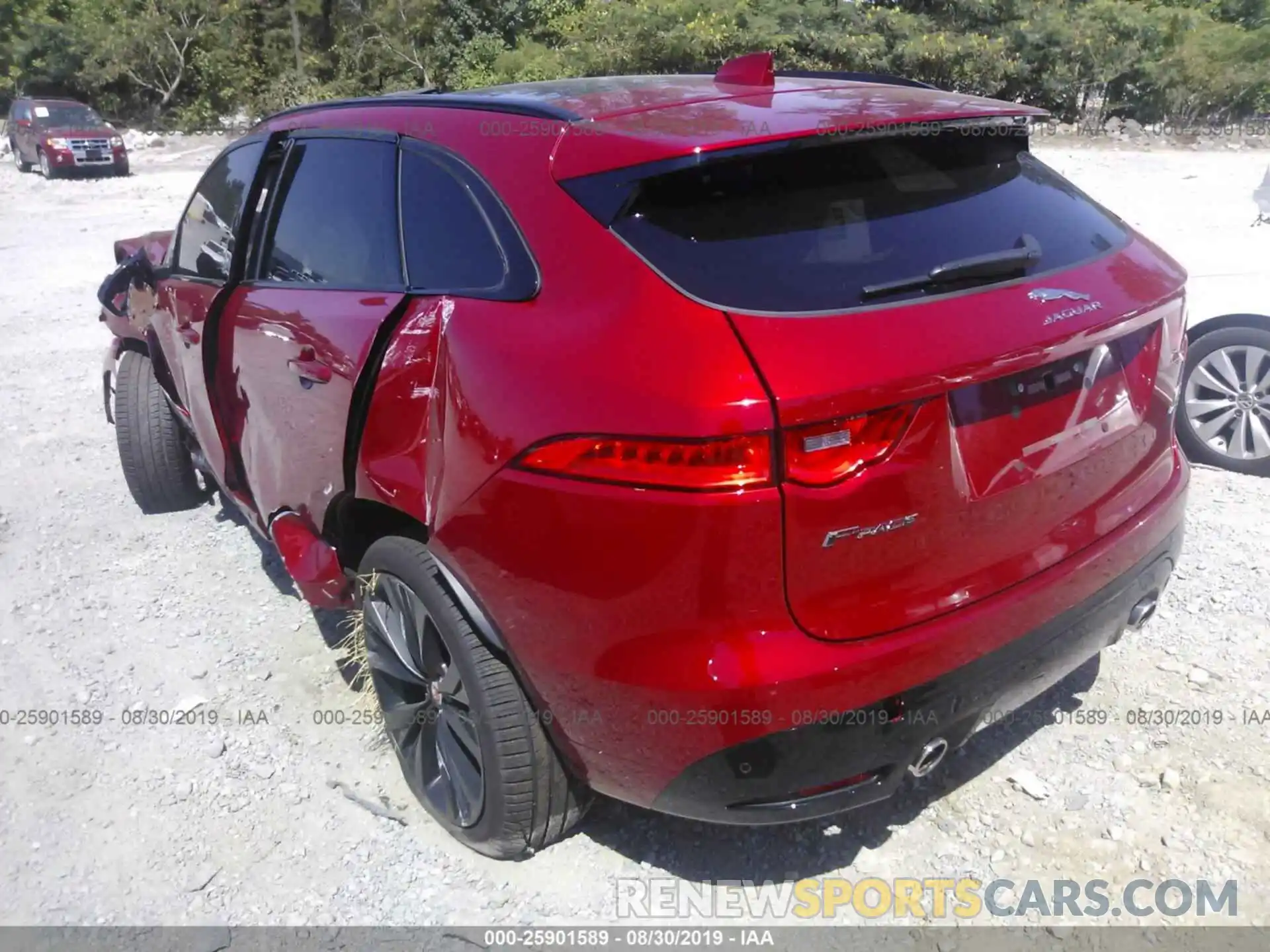 3 Photograph of a damaged car SADCM2FV0KA610238 JAGUAR F-PACE 2019