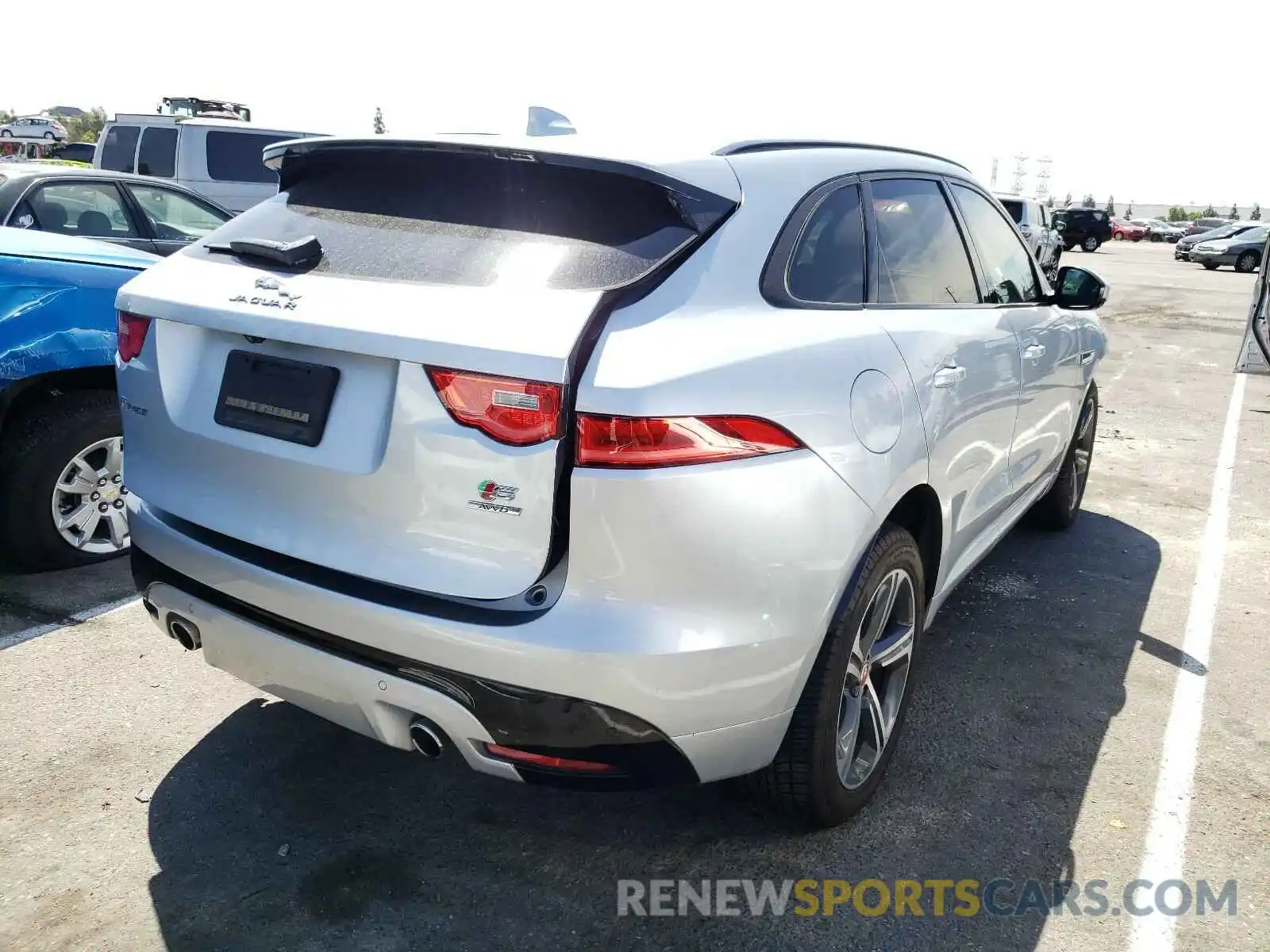 4 Photograph of a damaged car SADCM2FV1KA369564 JAGUAR F-PACE 2019