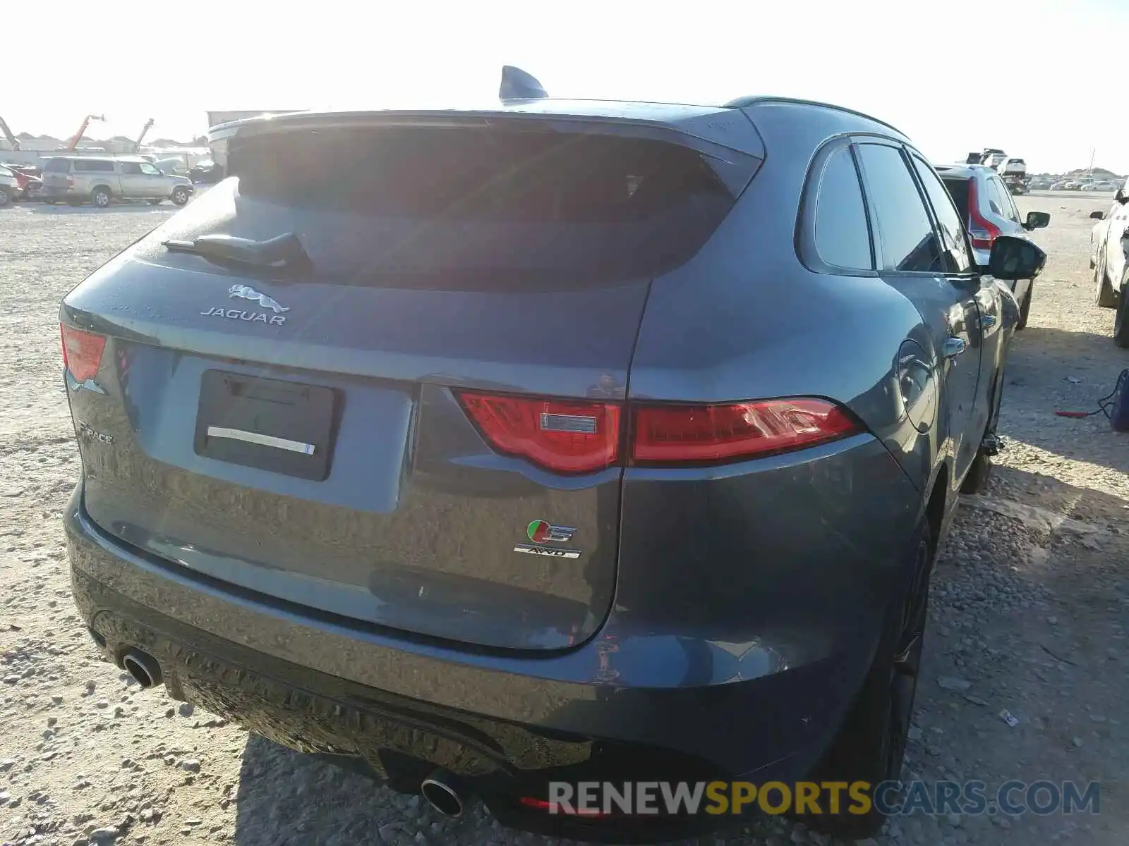 4 Photograph of a damaged car SADCM2FV1KA395341 JAGUAR F-PACE 2019