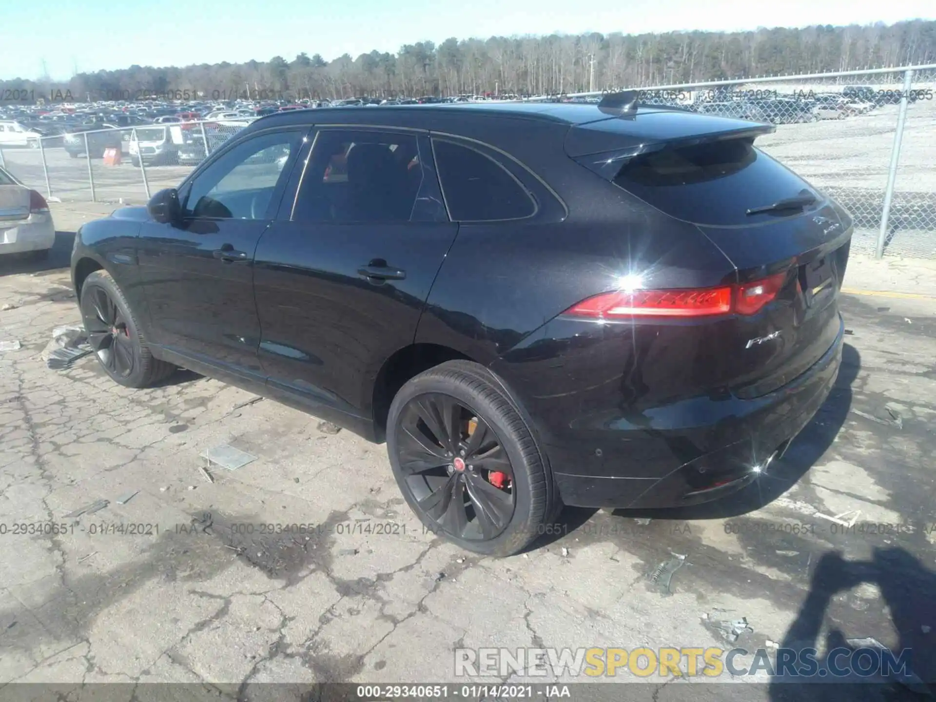 3 Фотография поврежденного автомобиля SADCM2FV1KA609681 JAGUAR F-PACE 2019