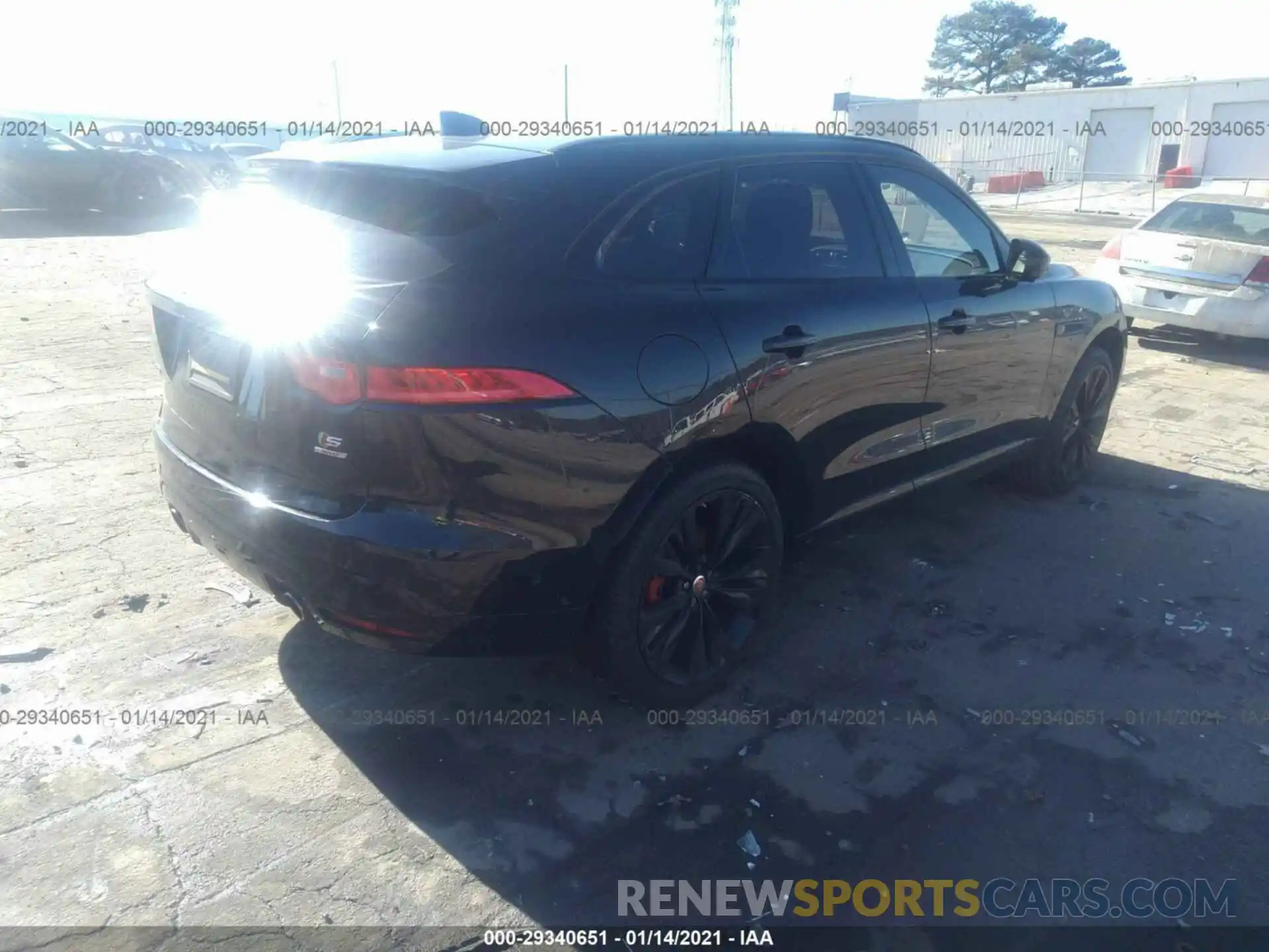 4 Фотография поврежденного автомобиля SADCM2FV1KA609681 JAGUAR F-PACE 2019