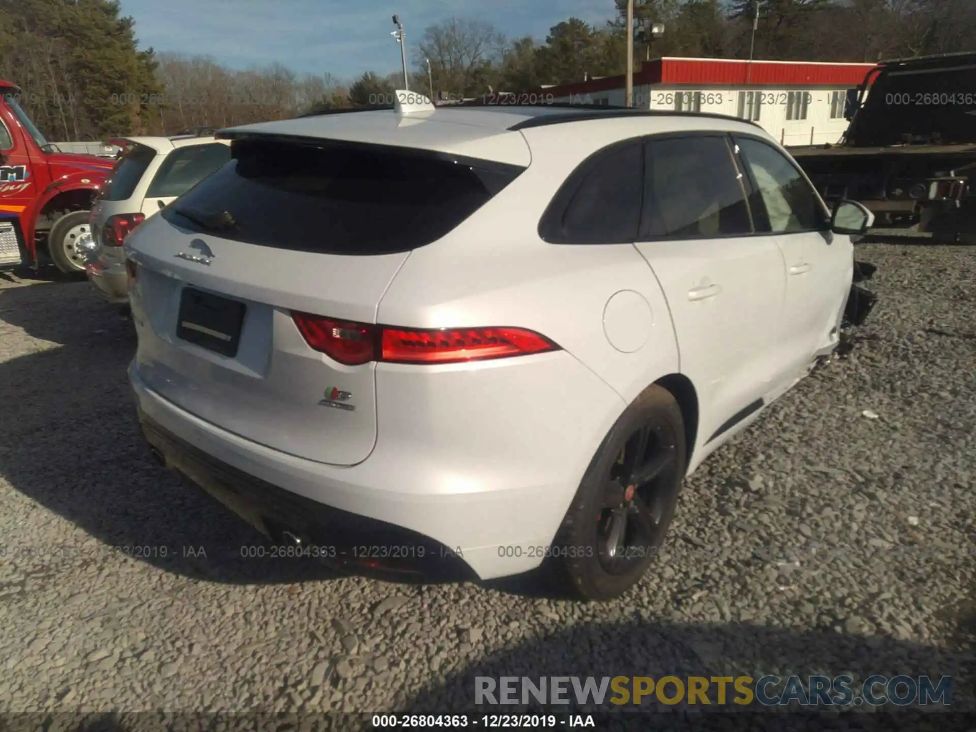 4 Photograph of a damaged car SADCM2FV4KA355531 JAGUAR F-PACE 2019