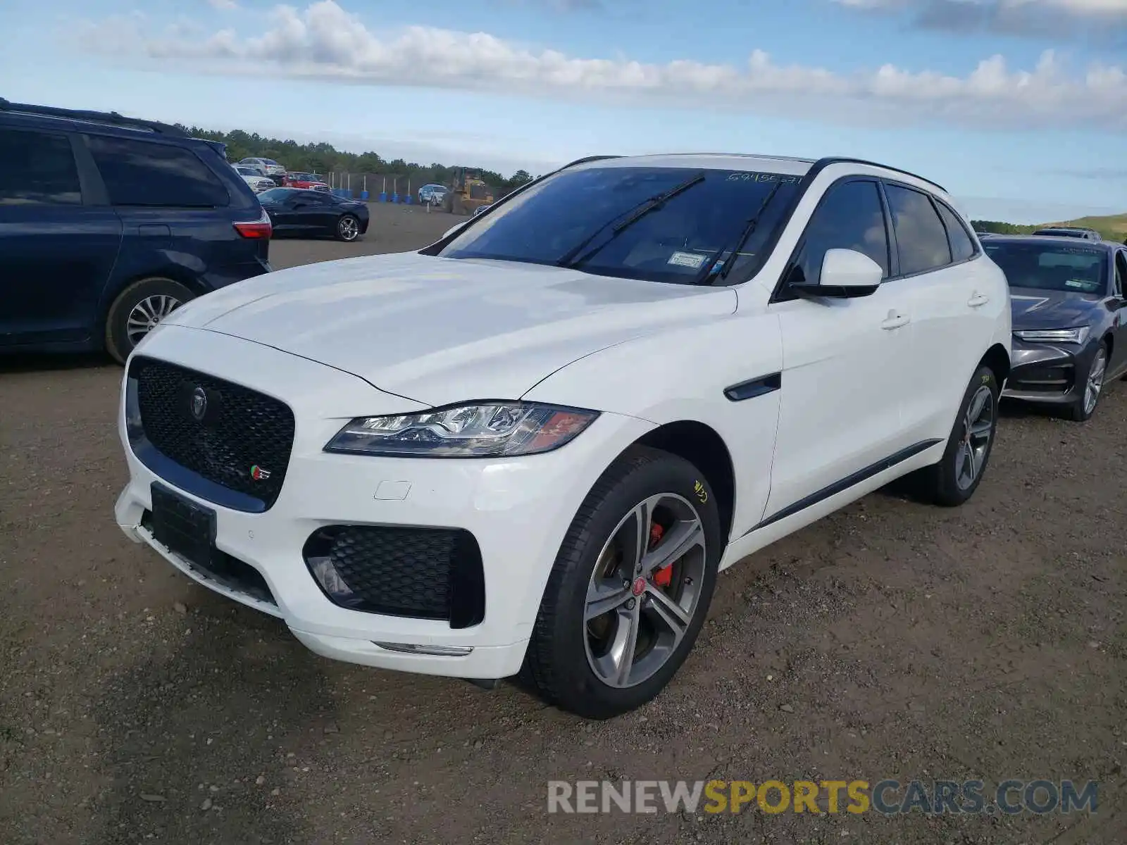 2 Фотография поврежденного автомобиля SADCM2FV4KA391171 JAGUAR F-PACE 2019