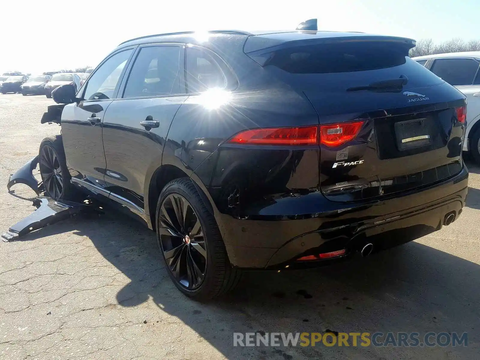 3 Фотография поврежденного автомобиля SADCM2FV7KA358732 JAGUAR F-PACE 2019