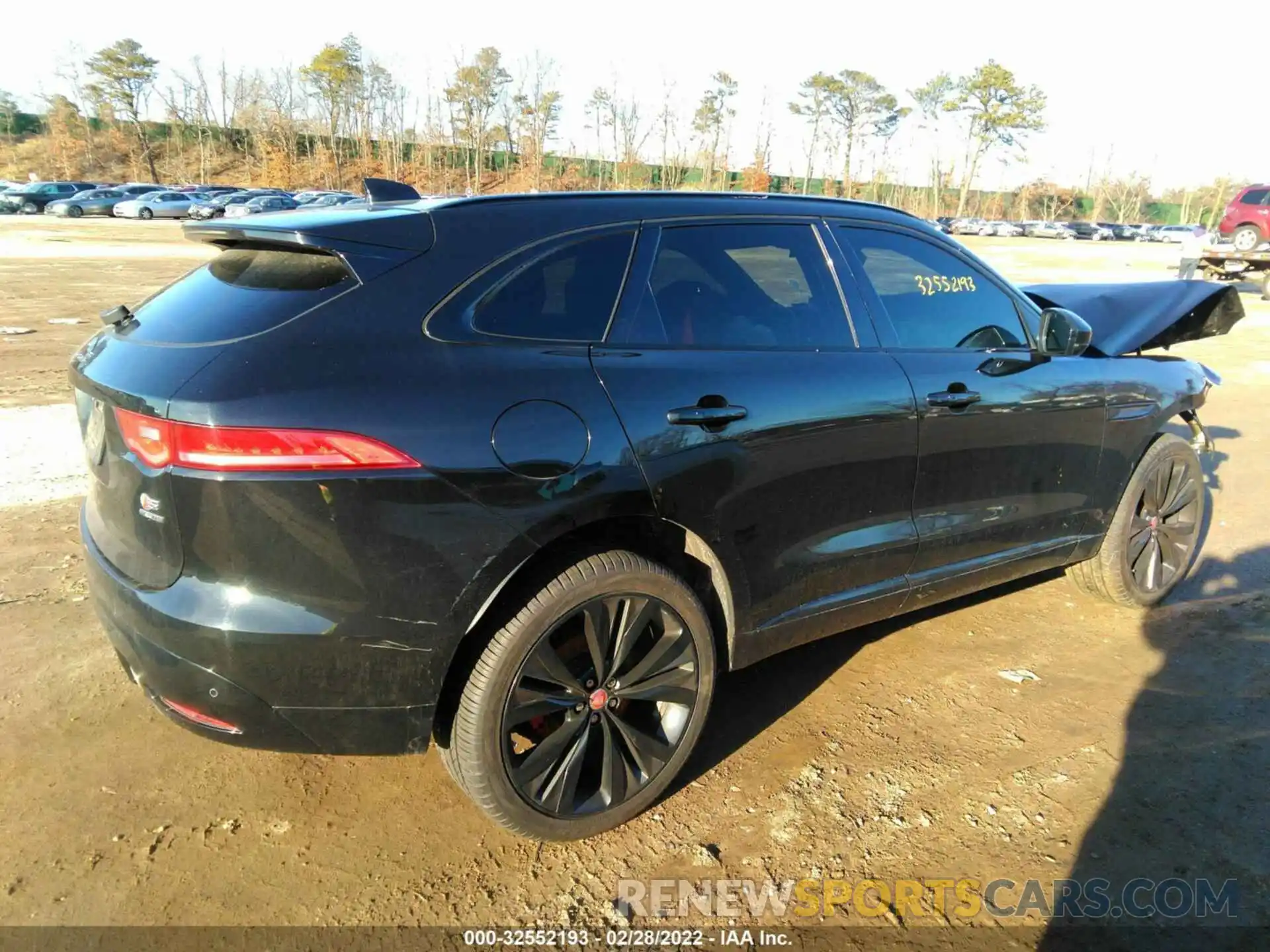 4 Фотография поврежденного автомобиля SADCM2FV7KA361680 JAGUAR F-PACE 2019