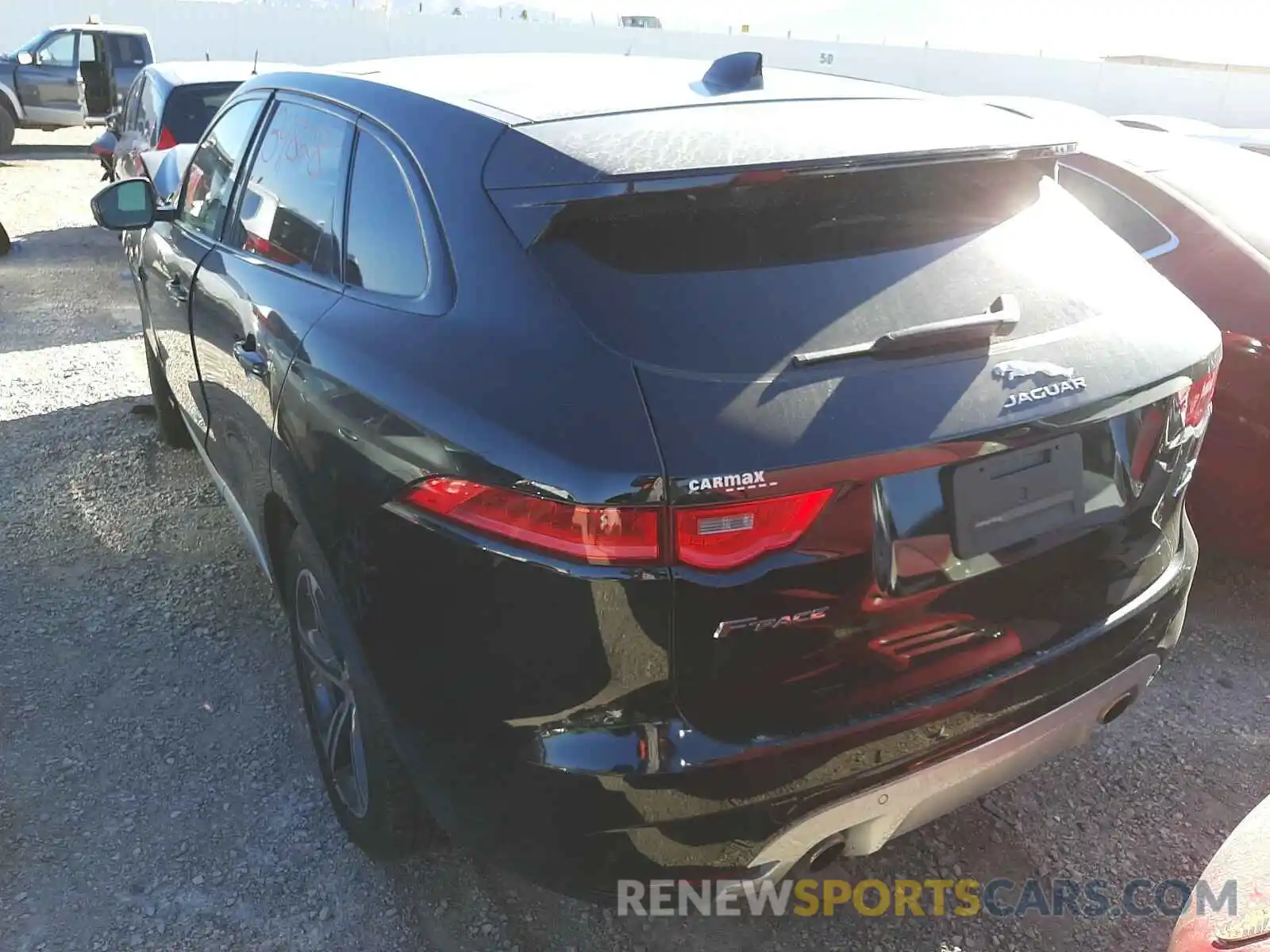 4 Photograph of a damaged car SADCM2FV7KA392833 JAGUAR F-PACE 2019