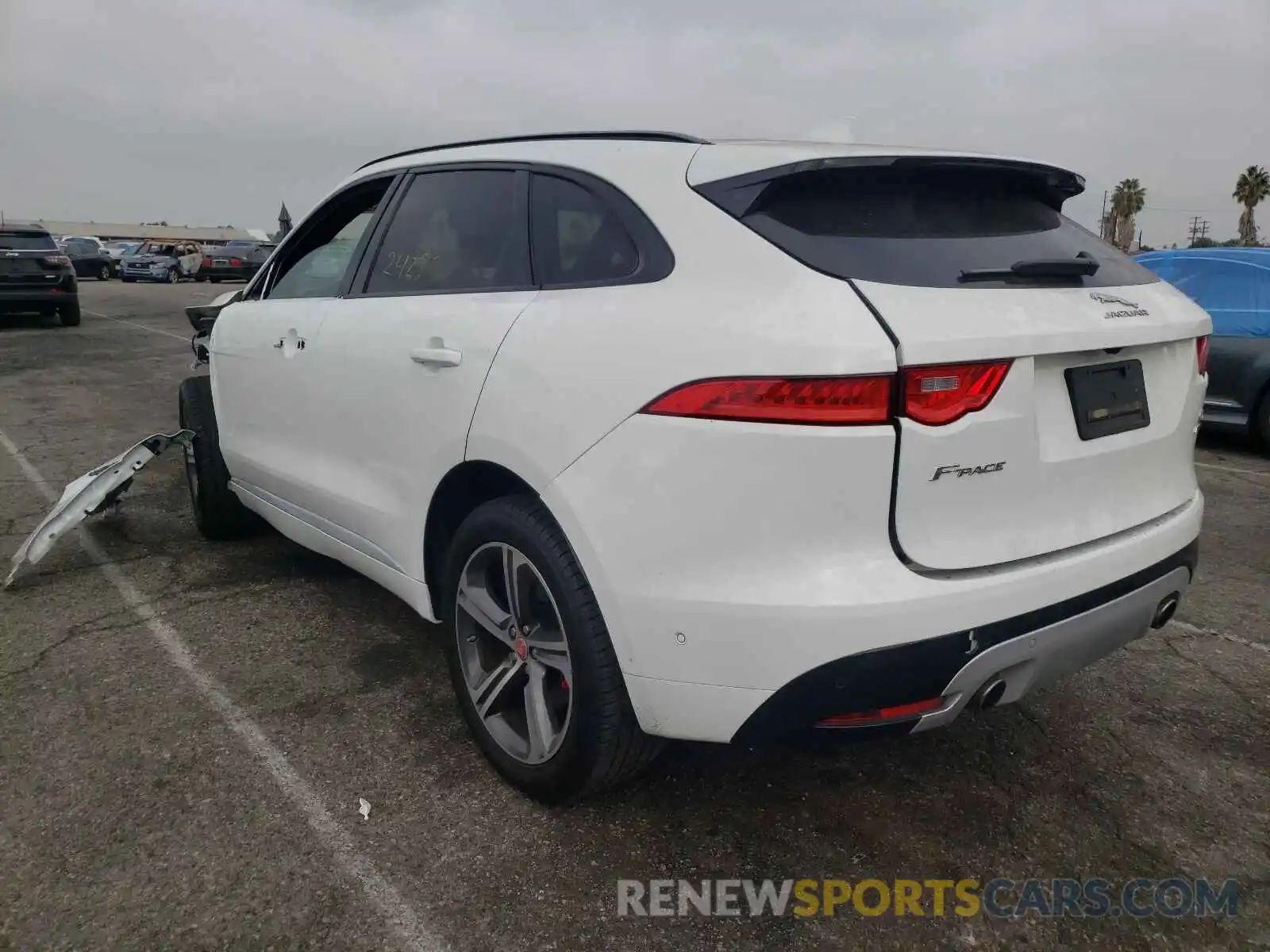 3 Фотография поврежденного автомобиля SADCM2FVXKA394219 JAGUAR F-PACE 2019