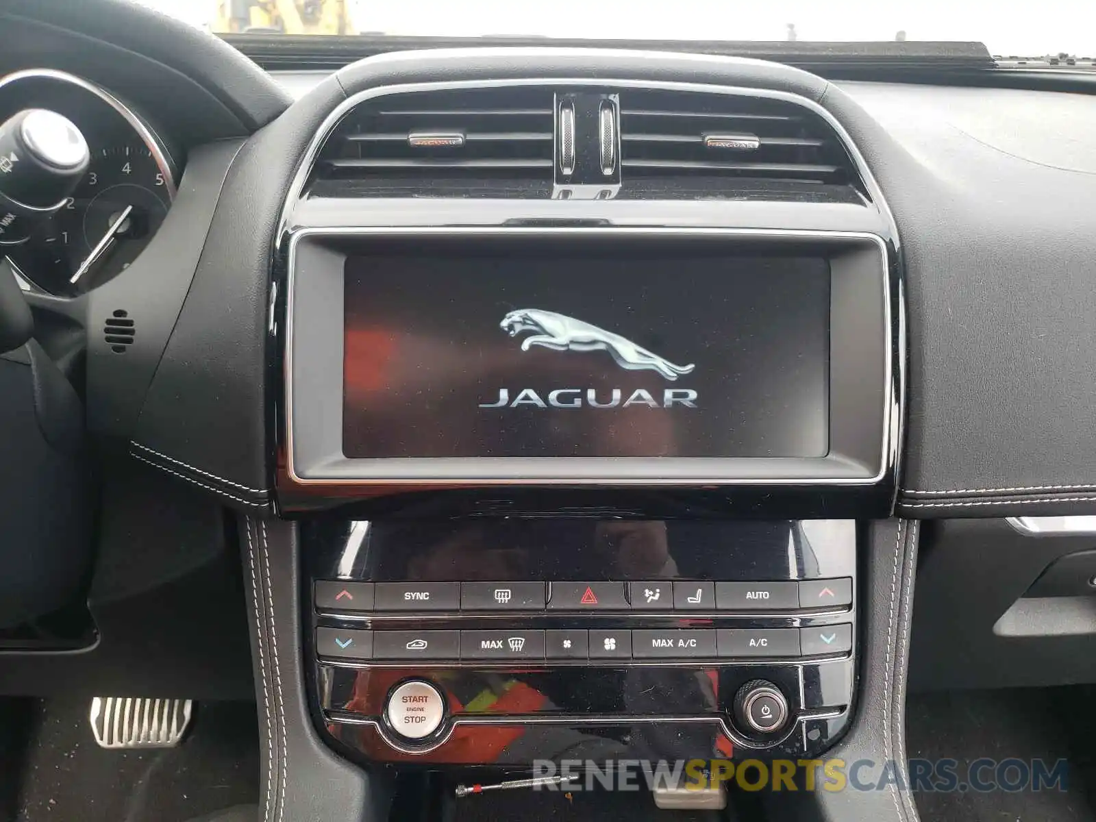 9 Фотография поврежденного автомобиля SADCM2FVXKA394219 JAGUAR F-PACE 2019