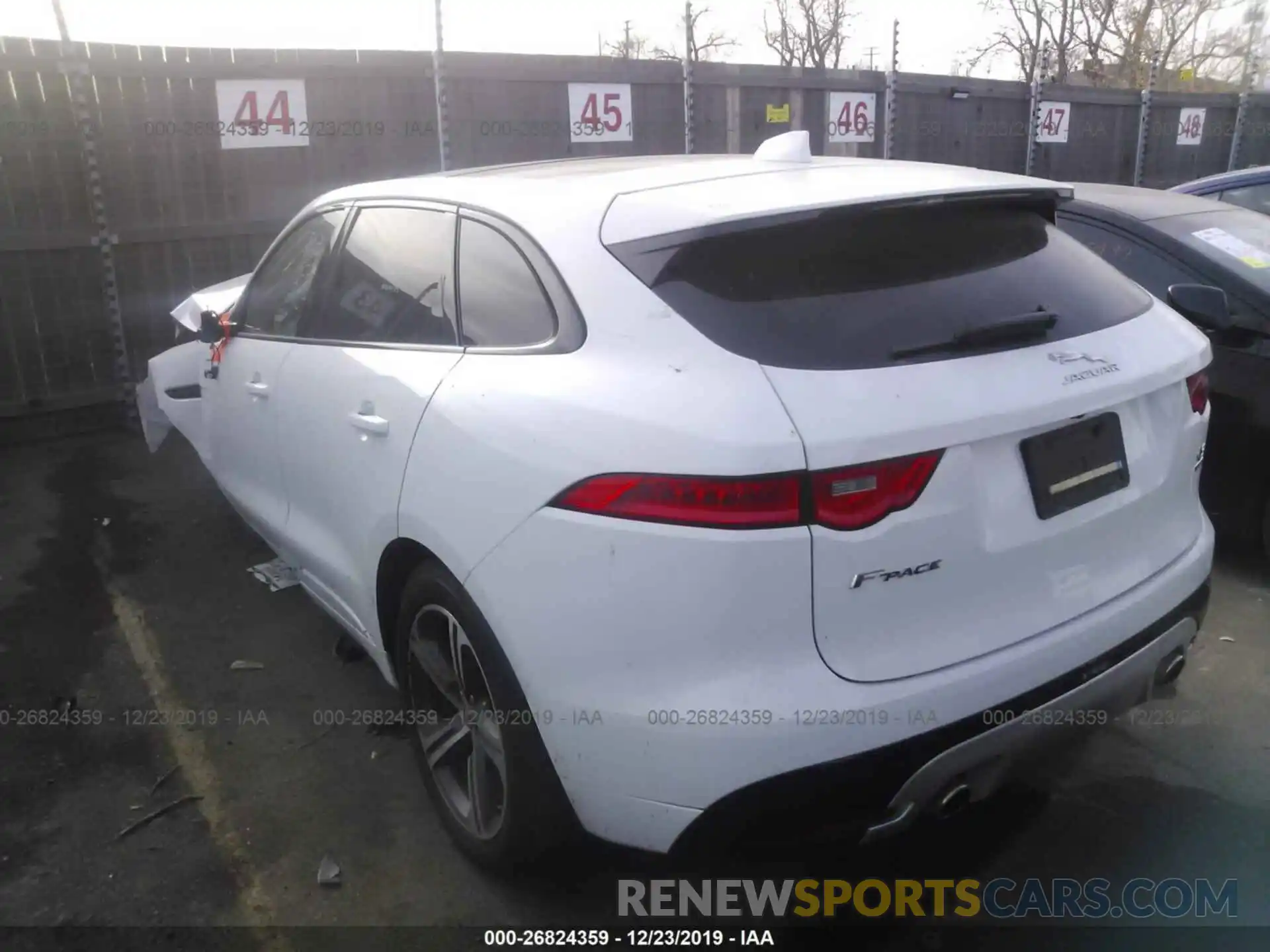 3 Фотография поврежденного автомобиля SADCM2FVXKA603491 JAGUAR F-PACE 2019