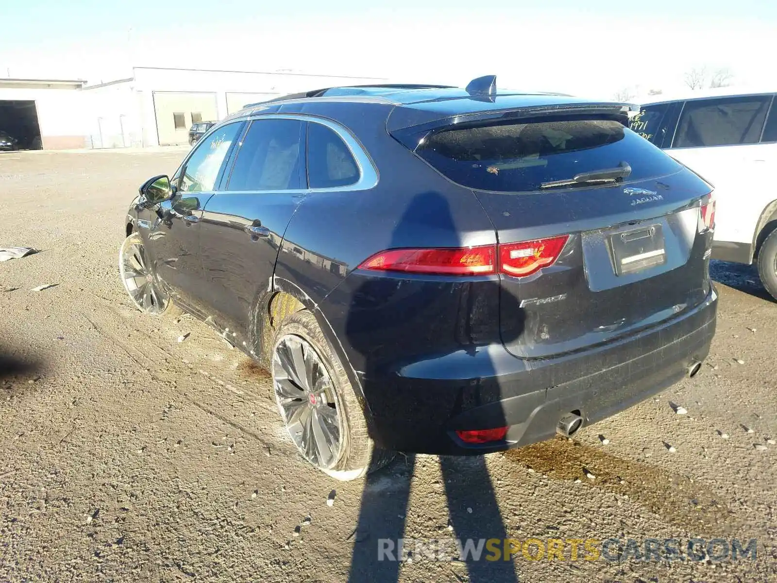 3 Photograph of a damaged car SADCN2GX0KA362103 JAGUAR F-PACE 2019