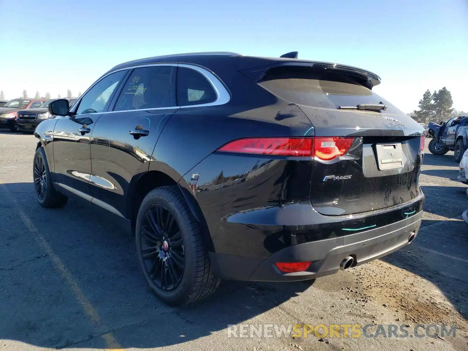 3 Photograph of a damaged car SADCN2GX5KA358094 JAGUAR F-PACE 2019