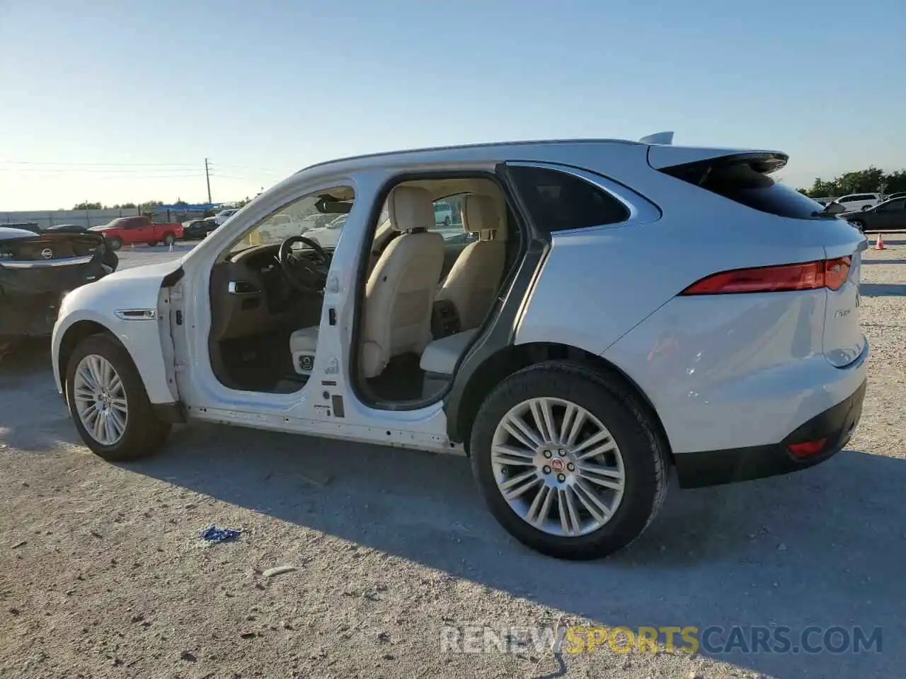 2 Фотография поврежденного автомобиля SADCN2GX8KA362334 JAGUAR F-PACE 2019