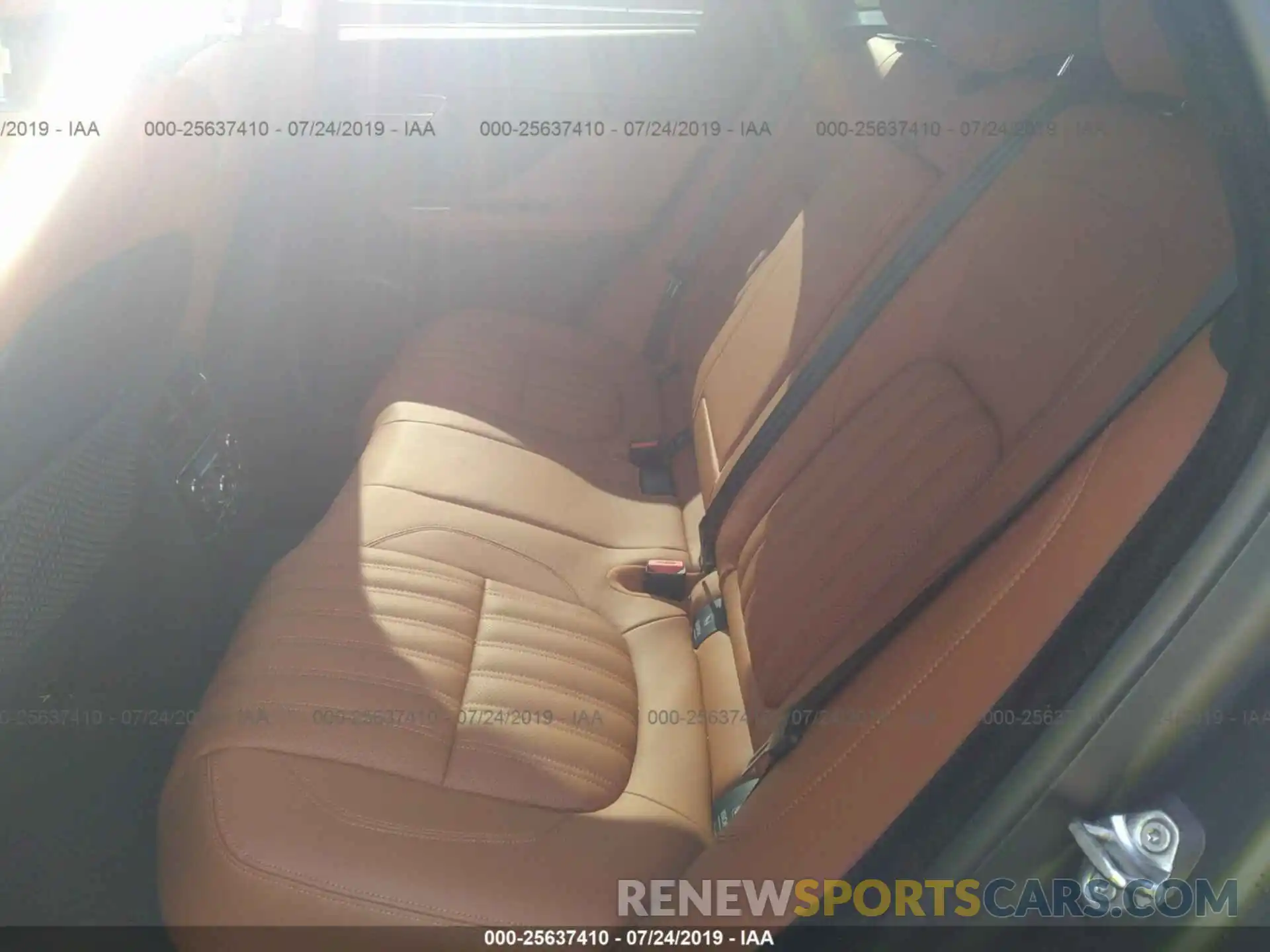 8 Photograph of a damaged car SADCN2GX9KA367090 JAGUAR F-PACE 2019